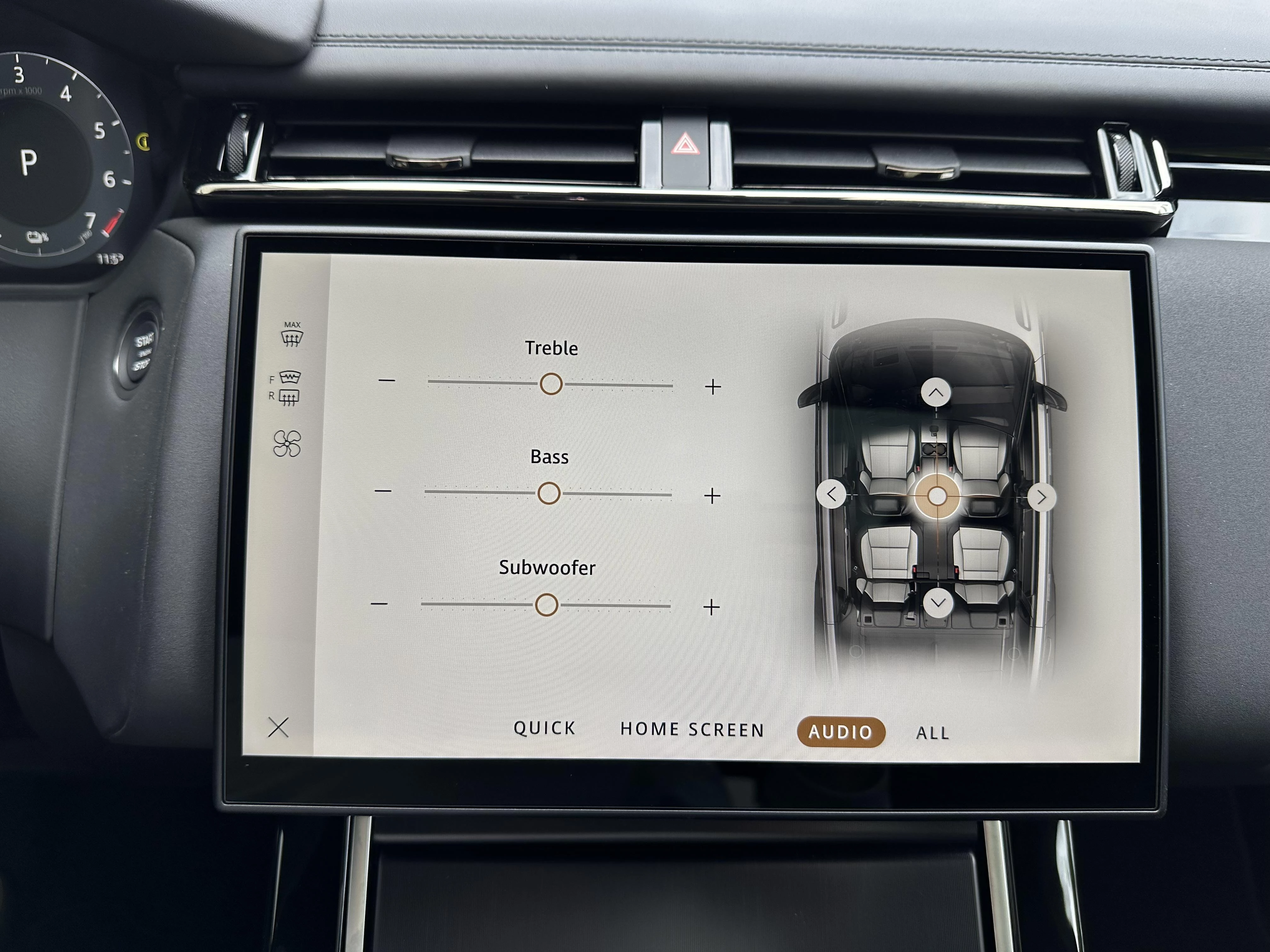 Land Rover-Range Rover Velar-image-27