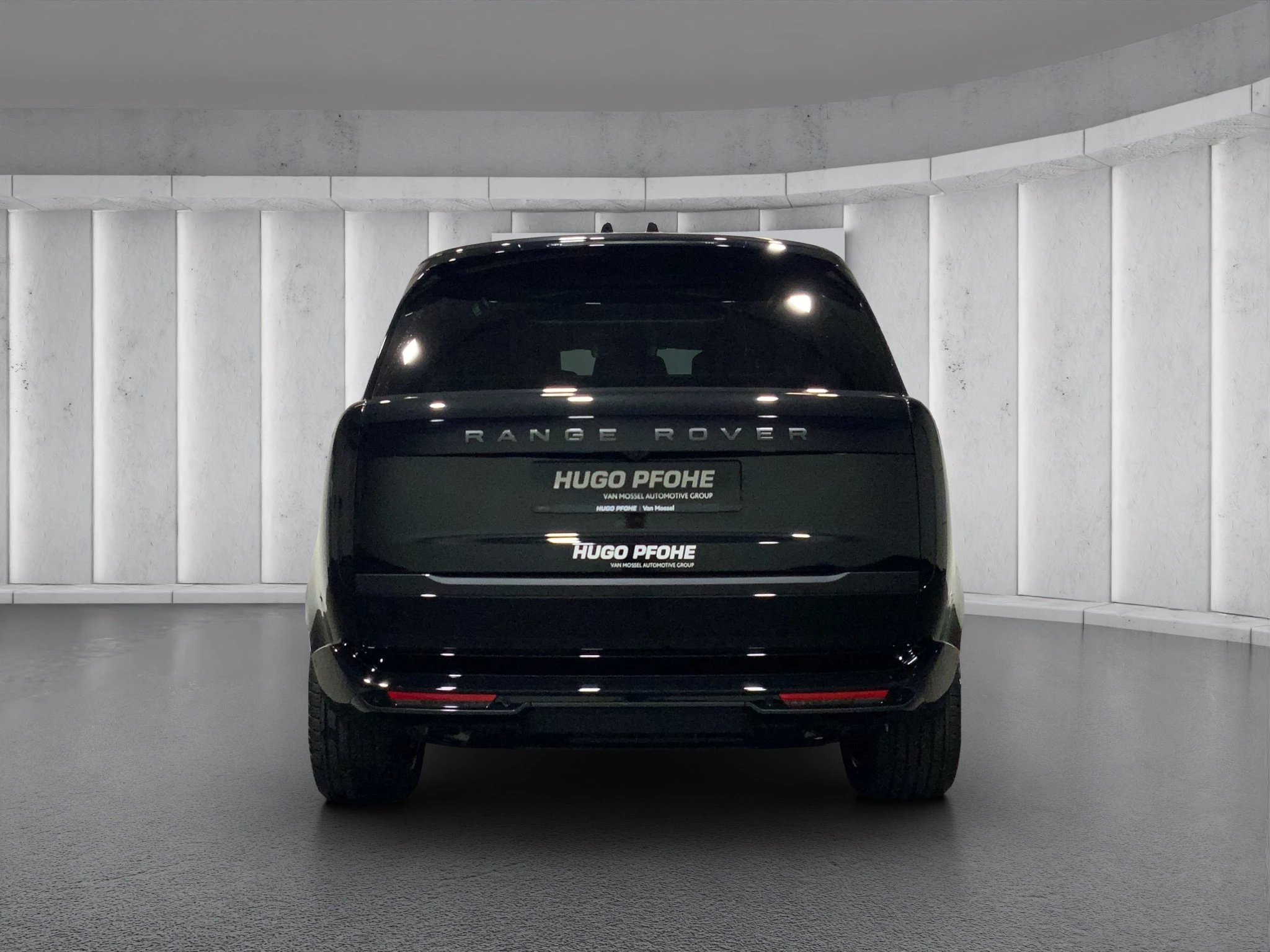 Land Rover-Range Rover-image-3