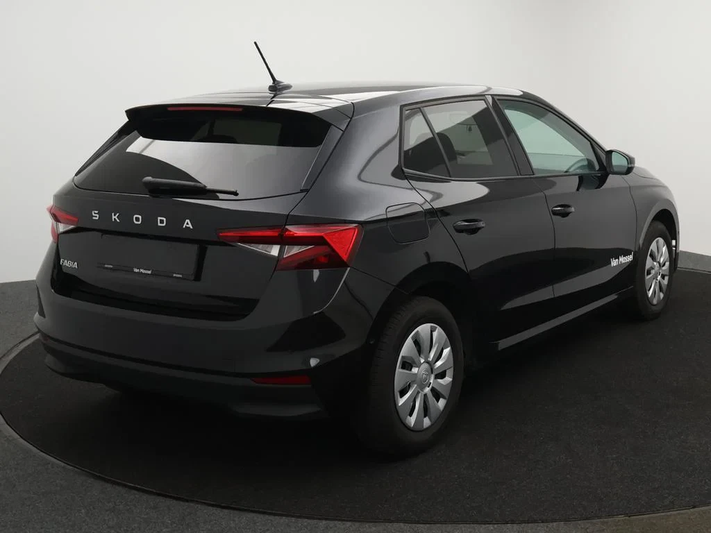 Škoda-Fabia-image-1