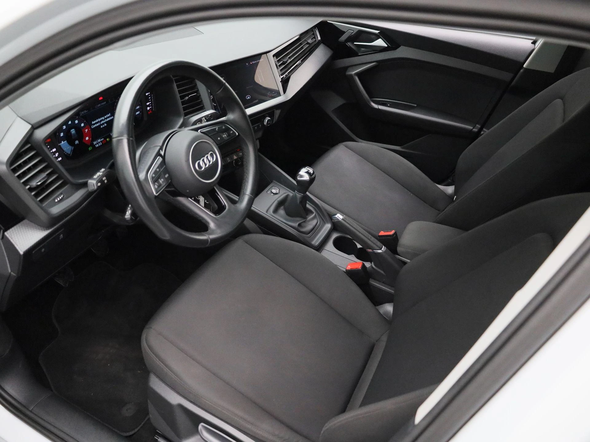 Audi-A1 Sportback-image-15