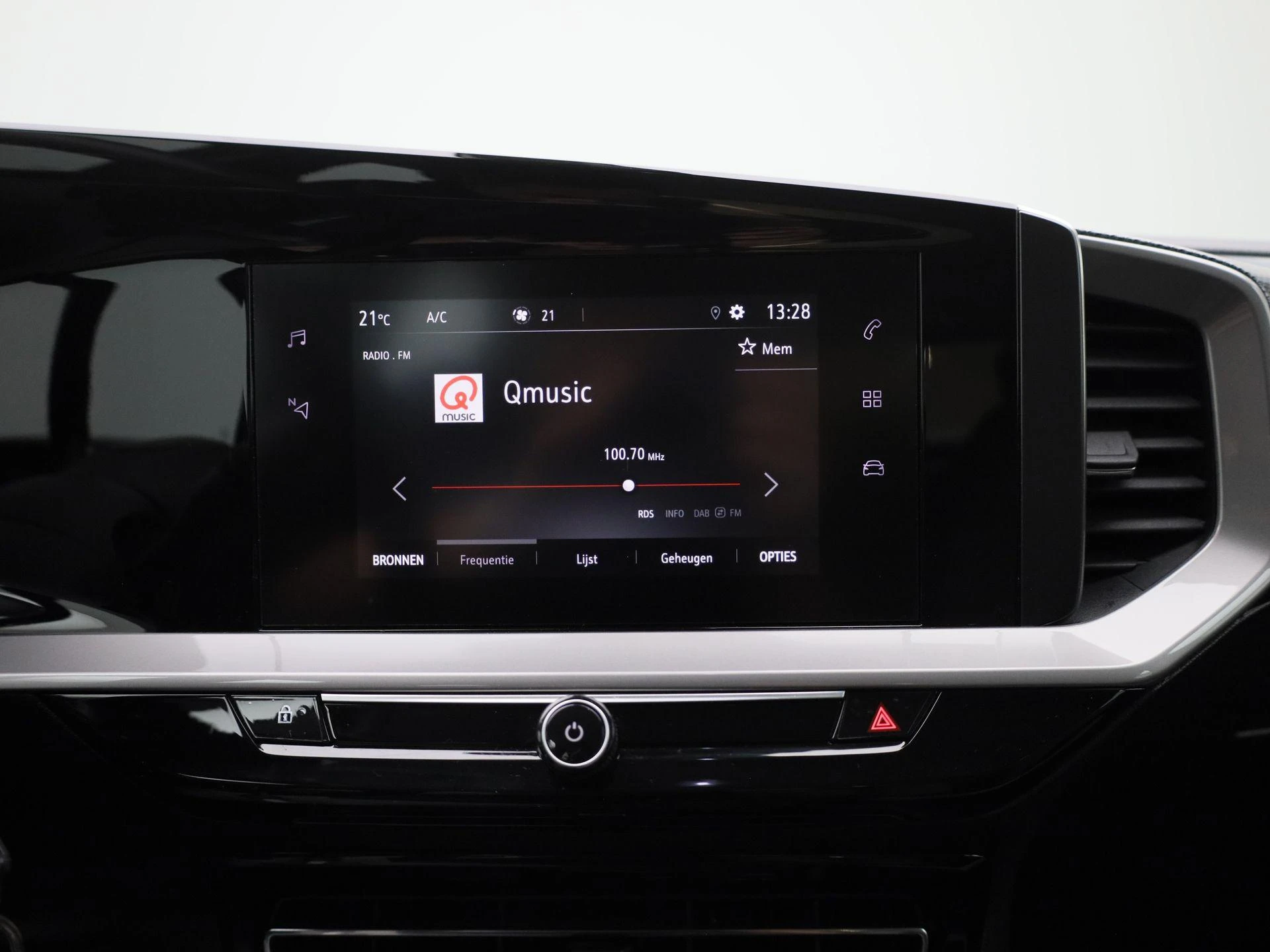 Opel-Mokka-image-18