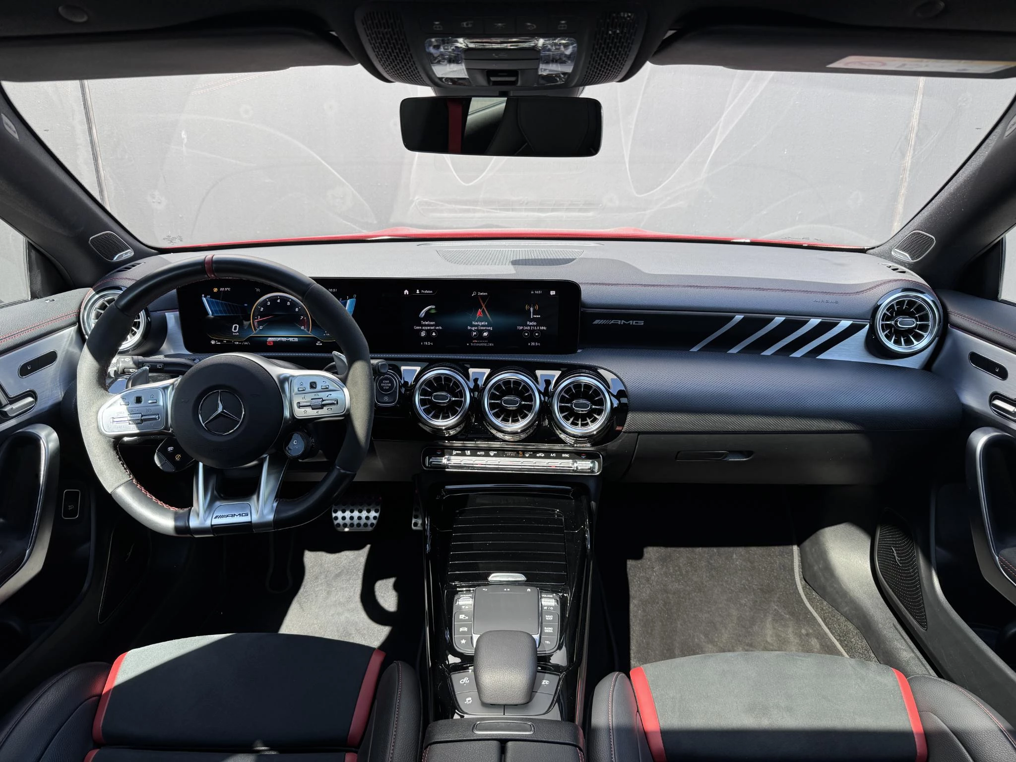 Mercedes-Benz CLA 45 AMG S 4MATIC+ Shooting Brake + MULTIBEAM + PANO + TREKHAAK + BURMESTER +