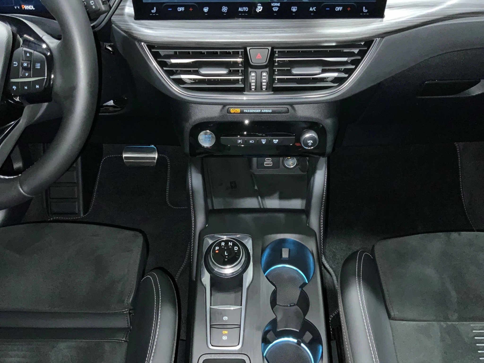 Ford-Kuga-image-13
