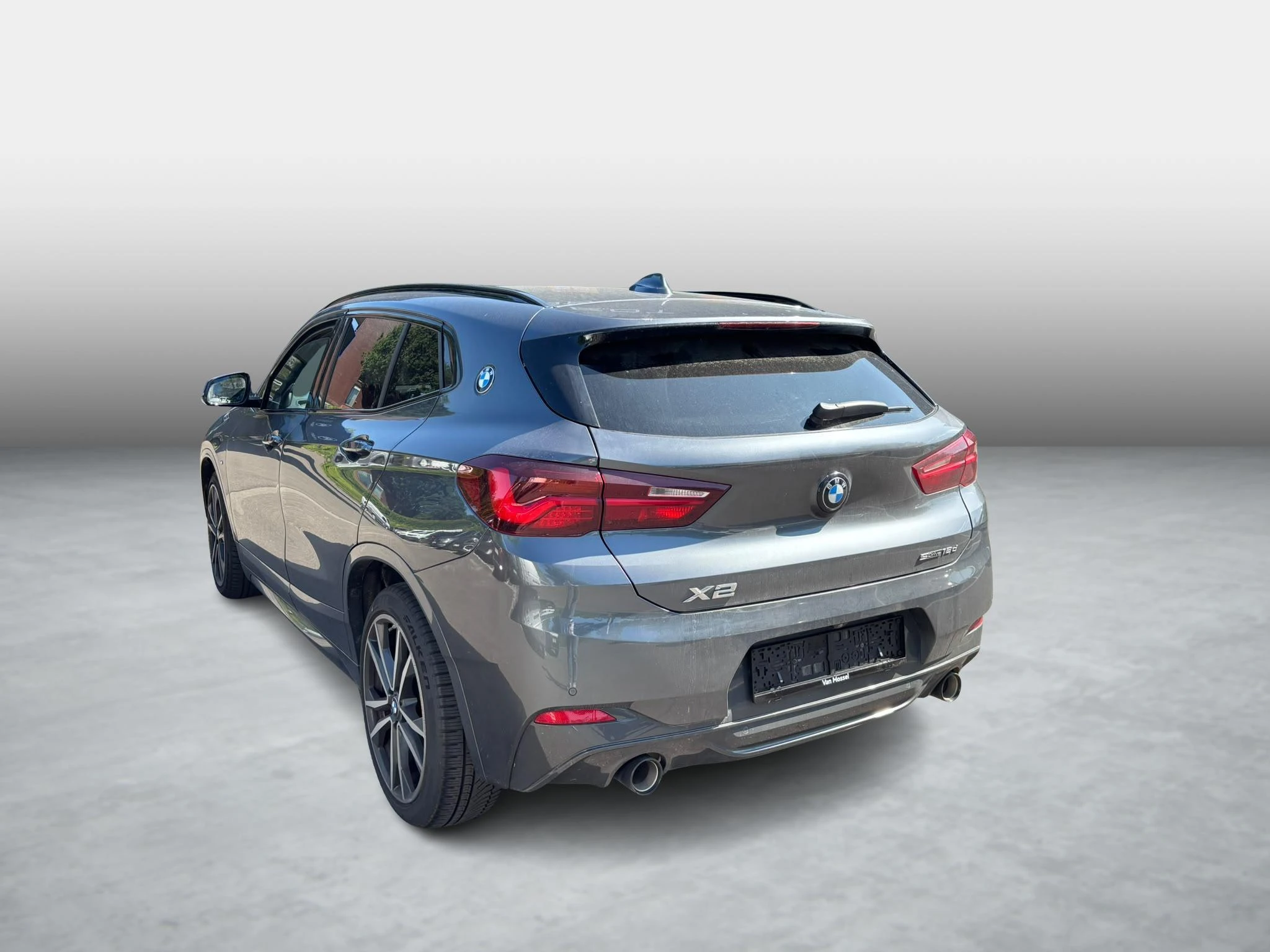 BMW X2 sDrive18dA 110kW Aut.
