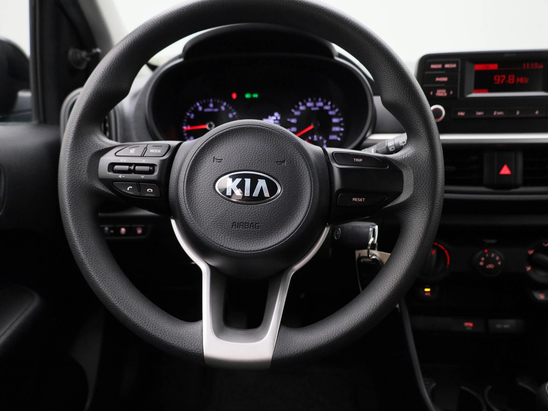 Kia-Picanto-image-8
