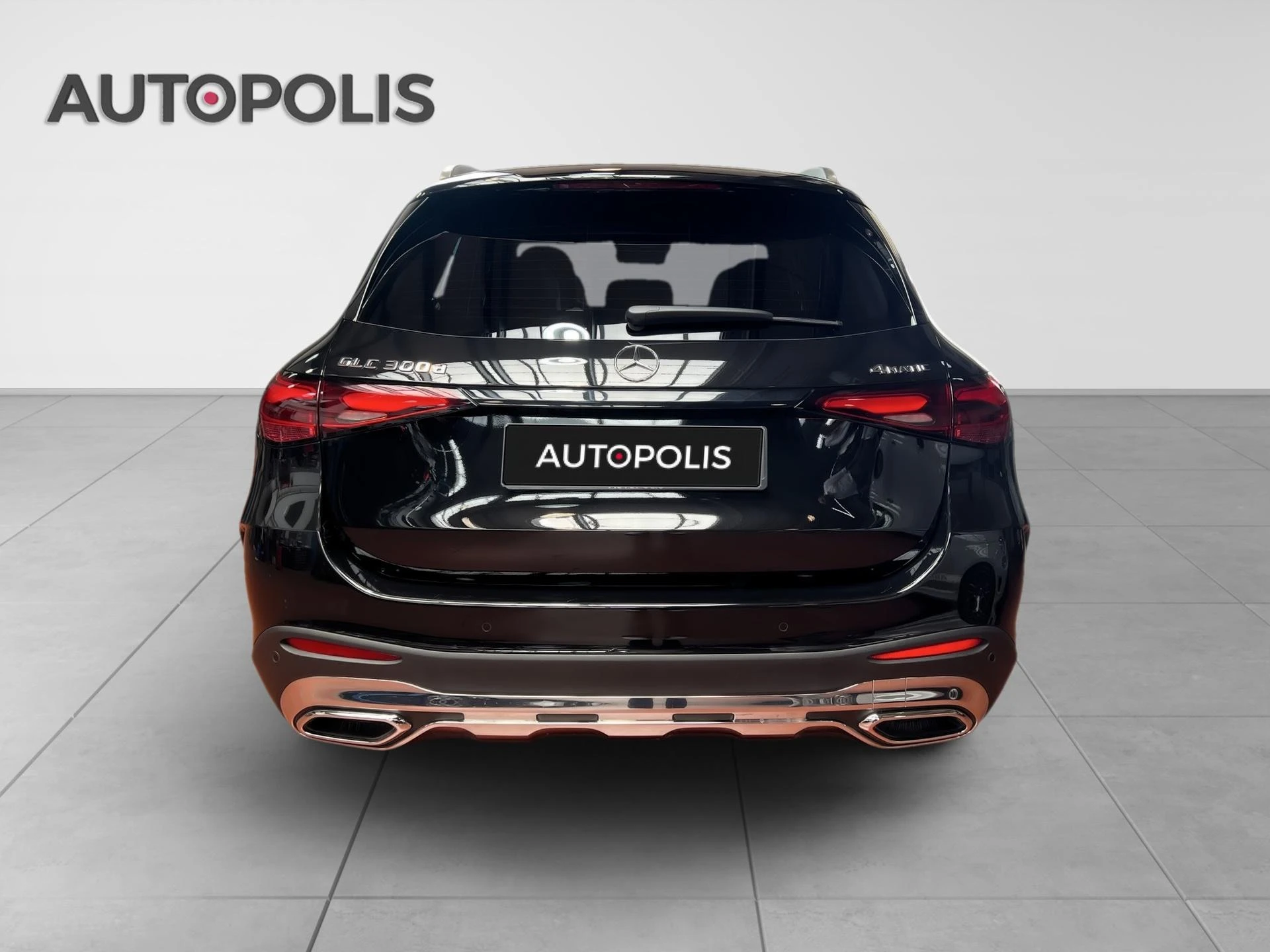 Mercedes-Benz-GLC-image-15