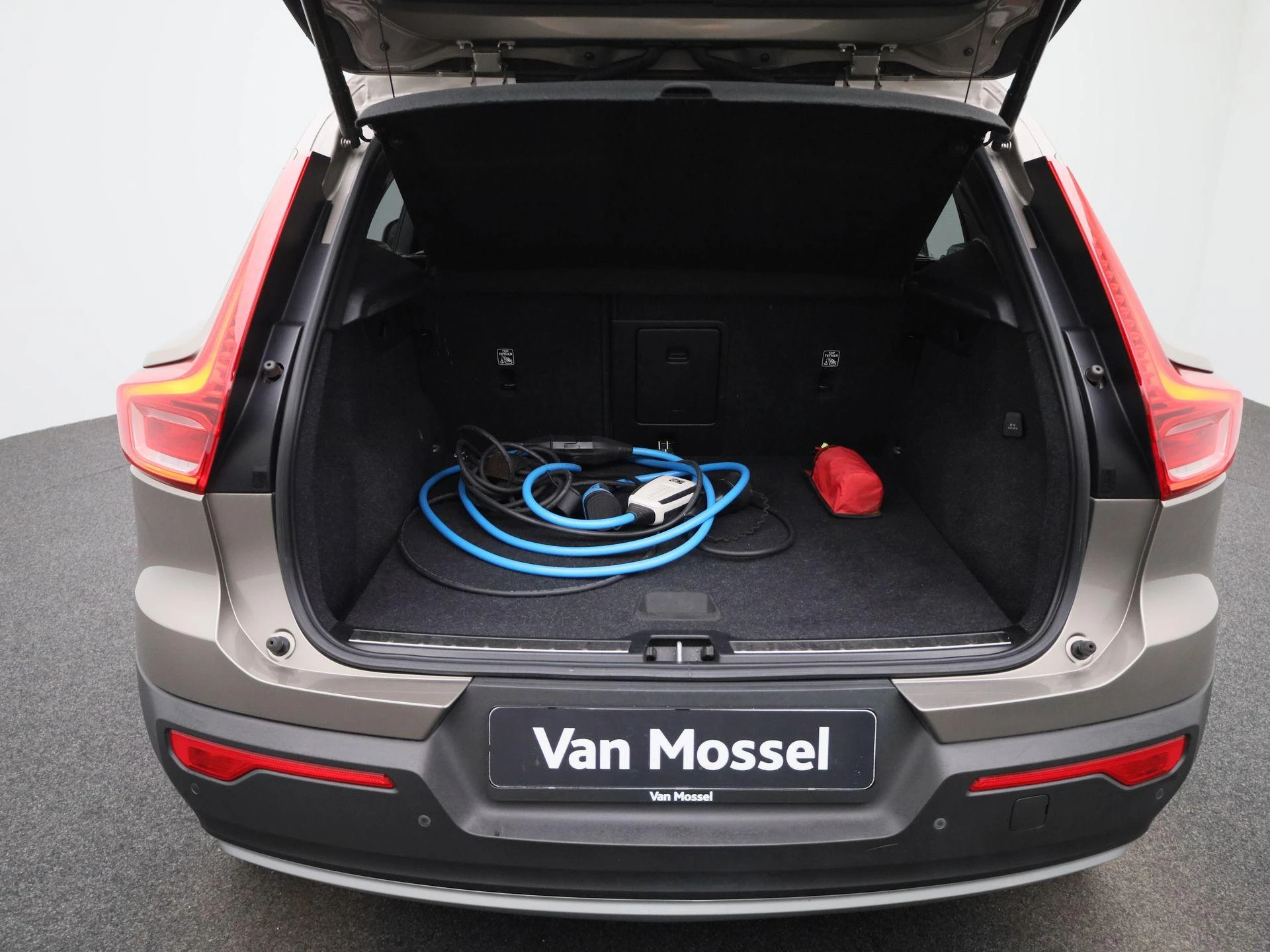 Volvo-XC40-image-11