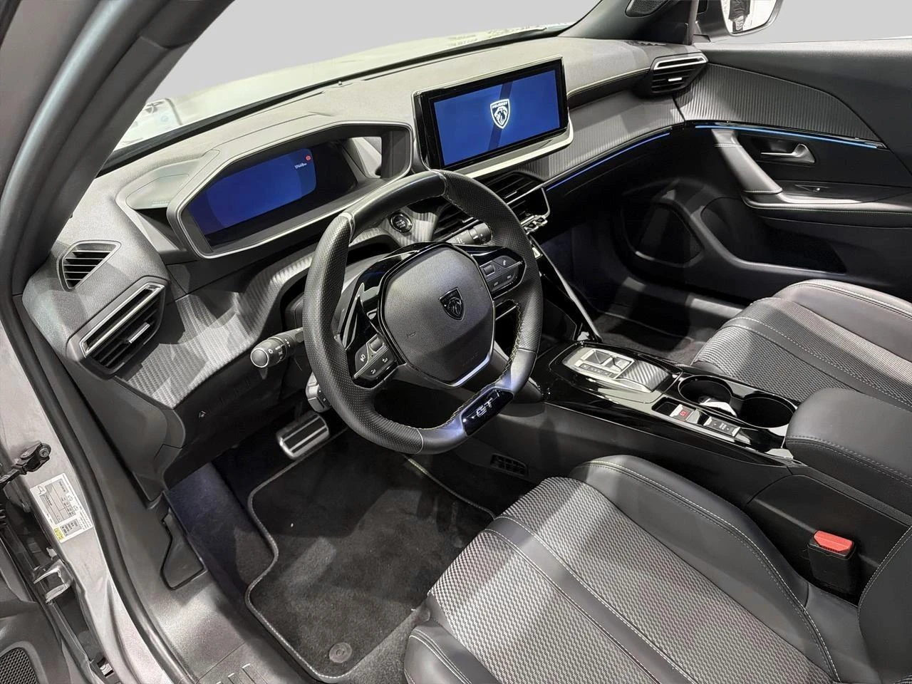 Peugeot-e-2008-image-8