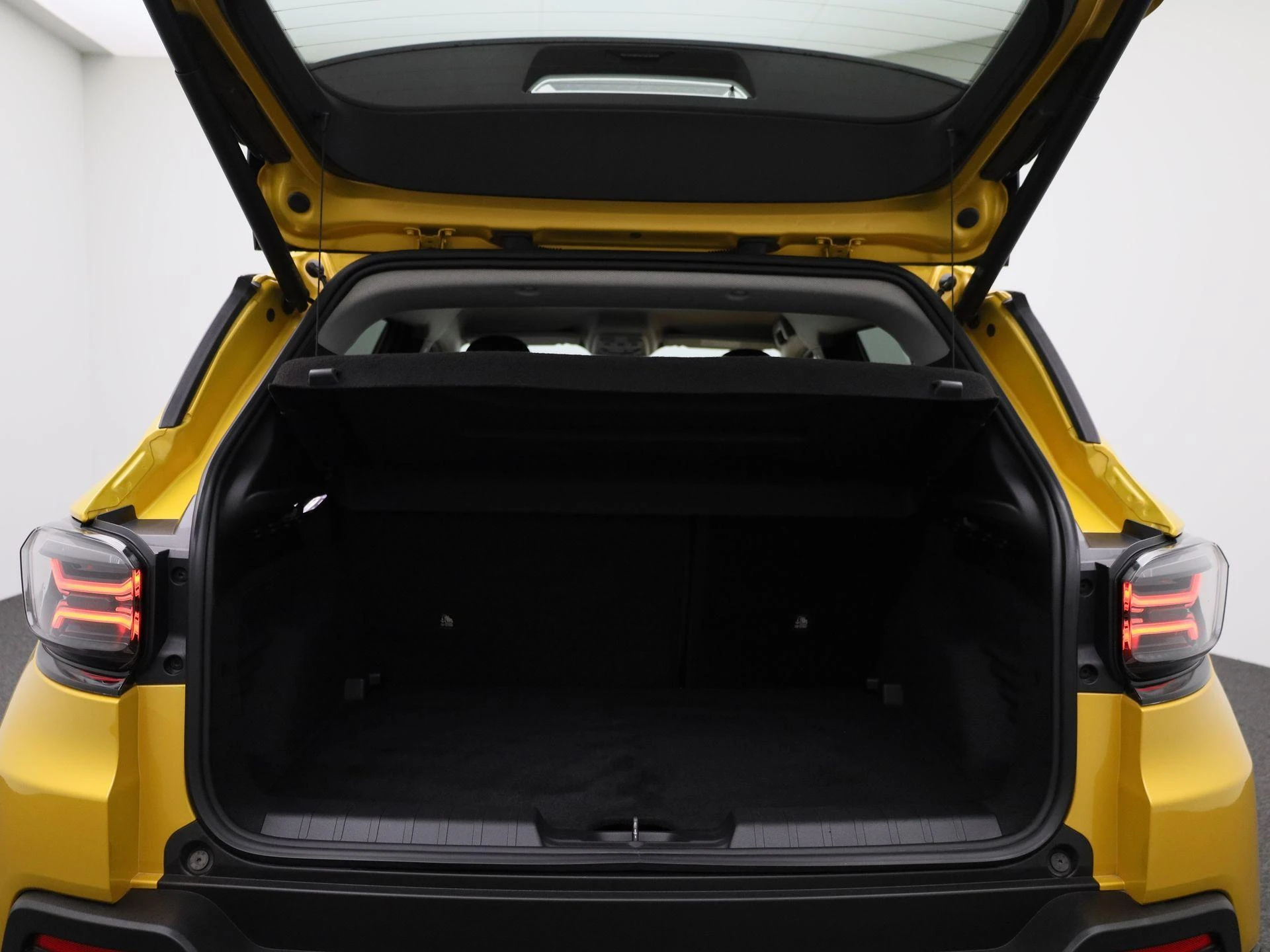 Jeep-Avenger-image-14