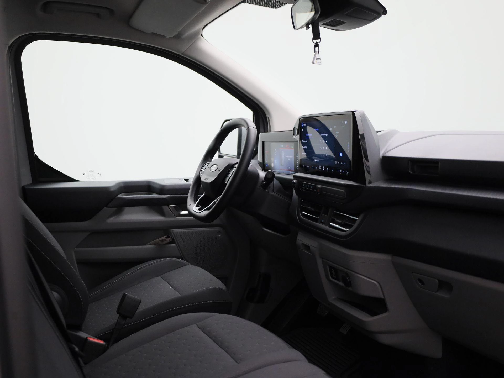 Ford-Transit Custom-image-27