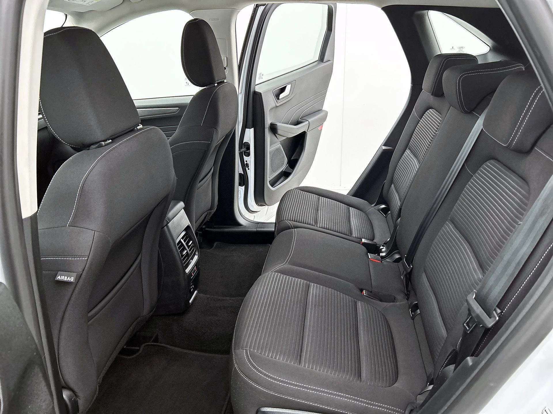 Ford-Kuga-image-27