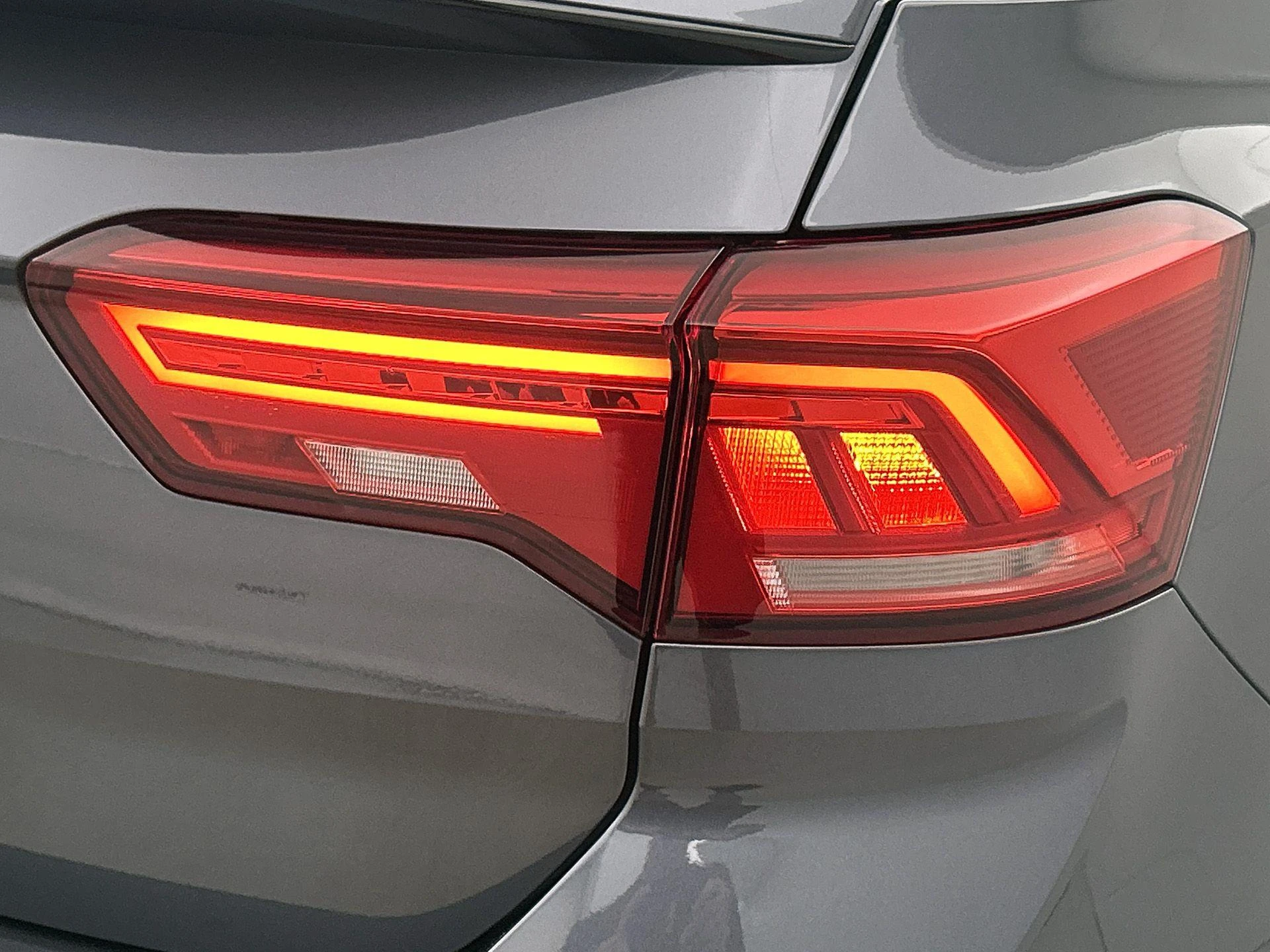 Volkswagen-T-Roc-image-25