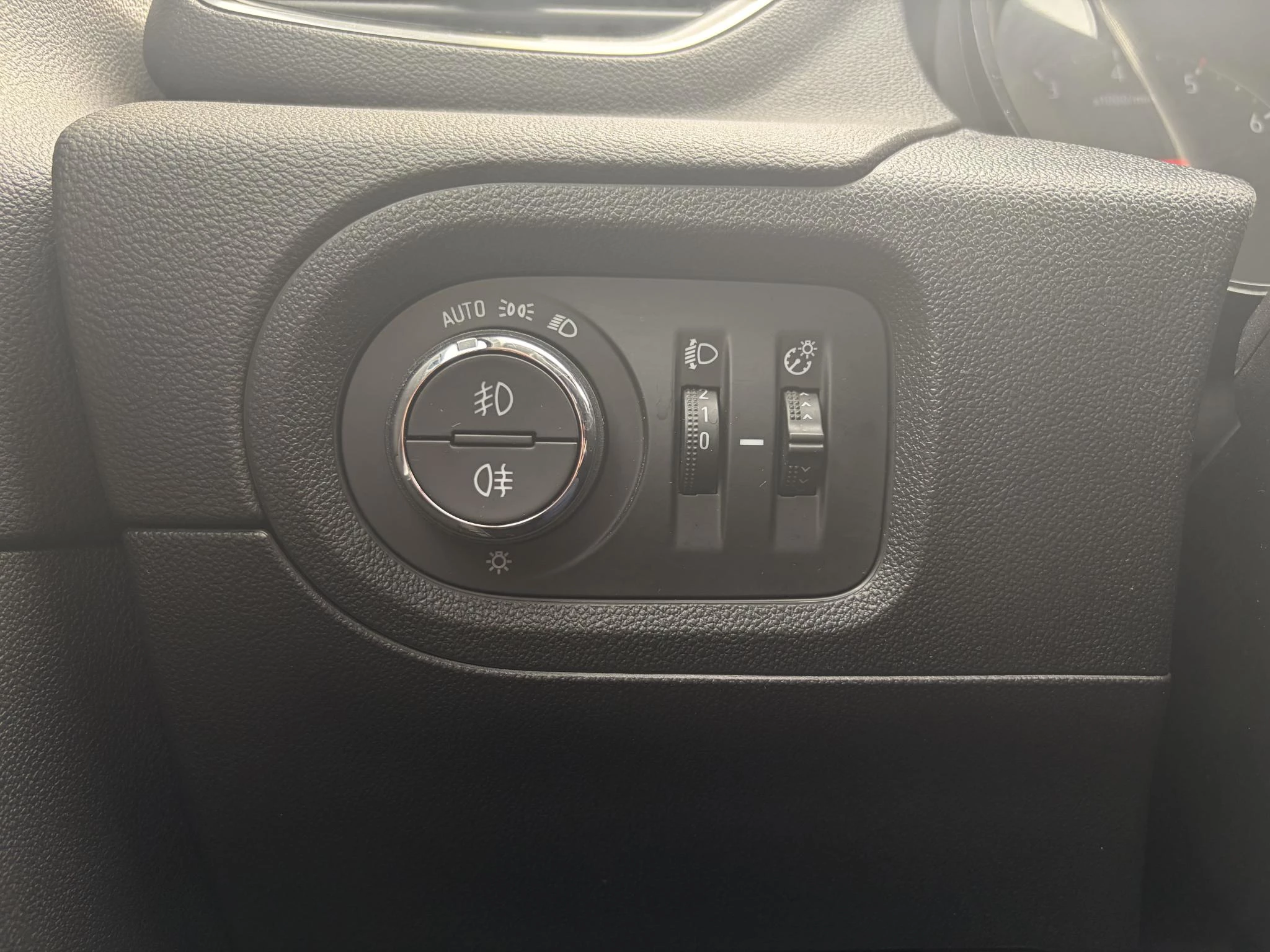 Opel-Grandland X-image-15