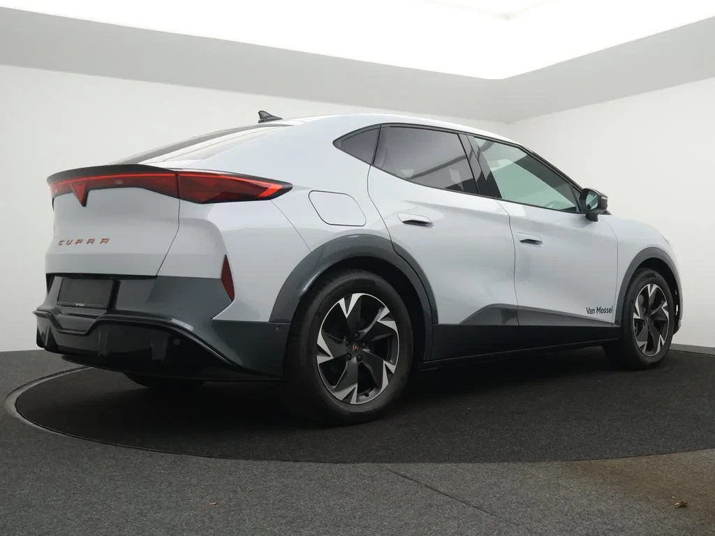 CUPRA-Tavascan-image-1