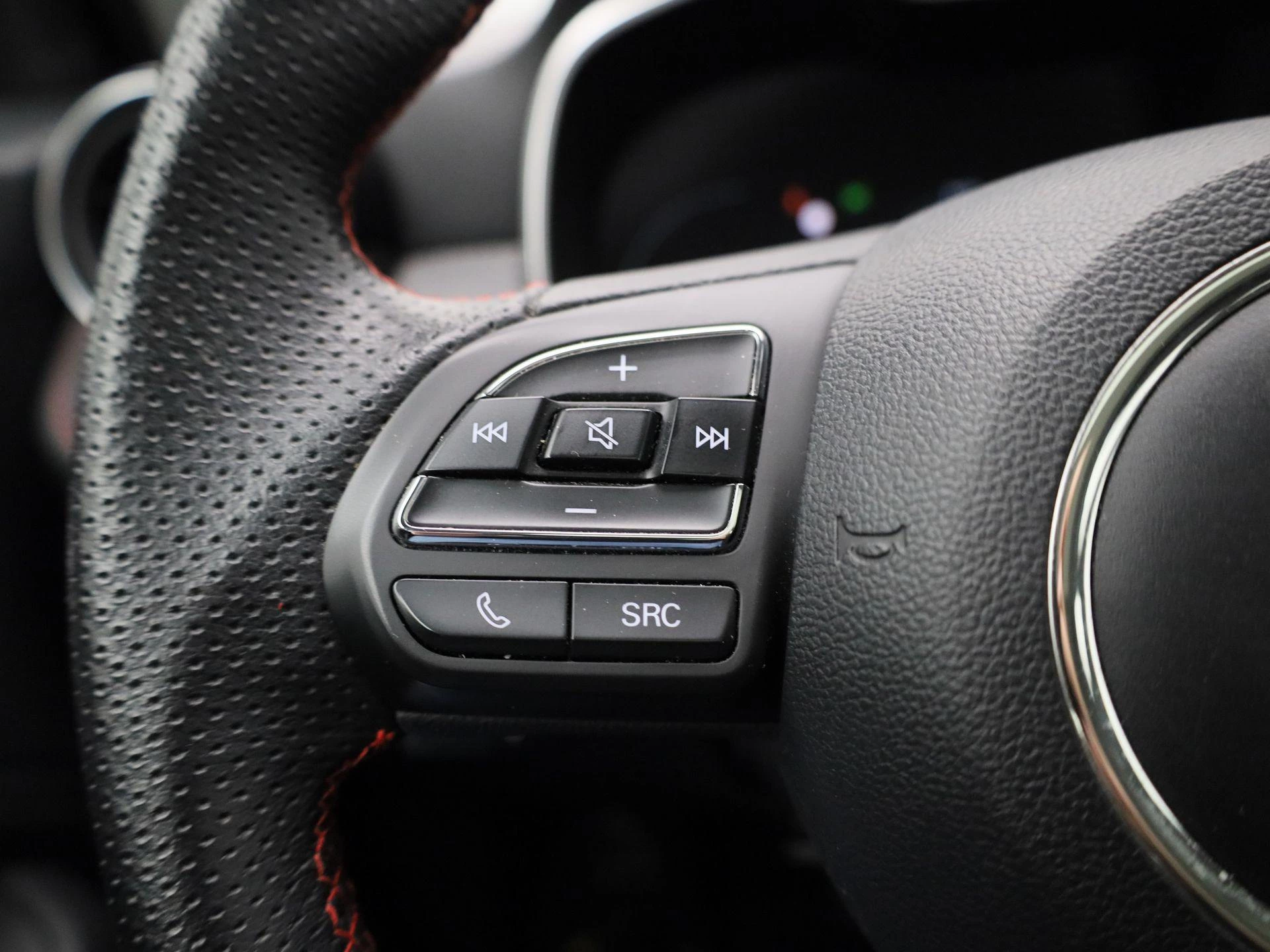 MG ZS EV Standard Range Luxury 50 kWh