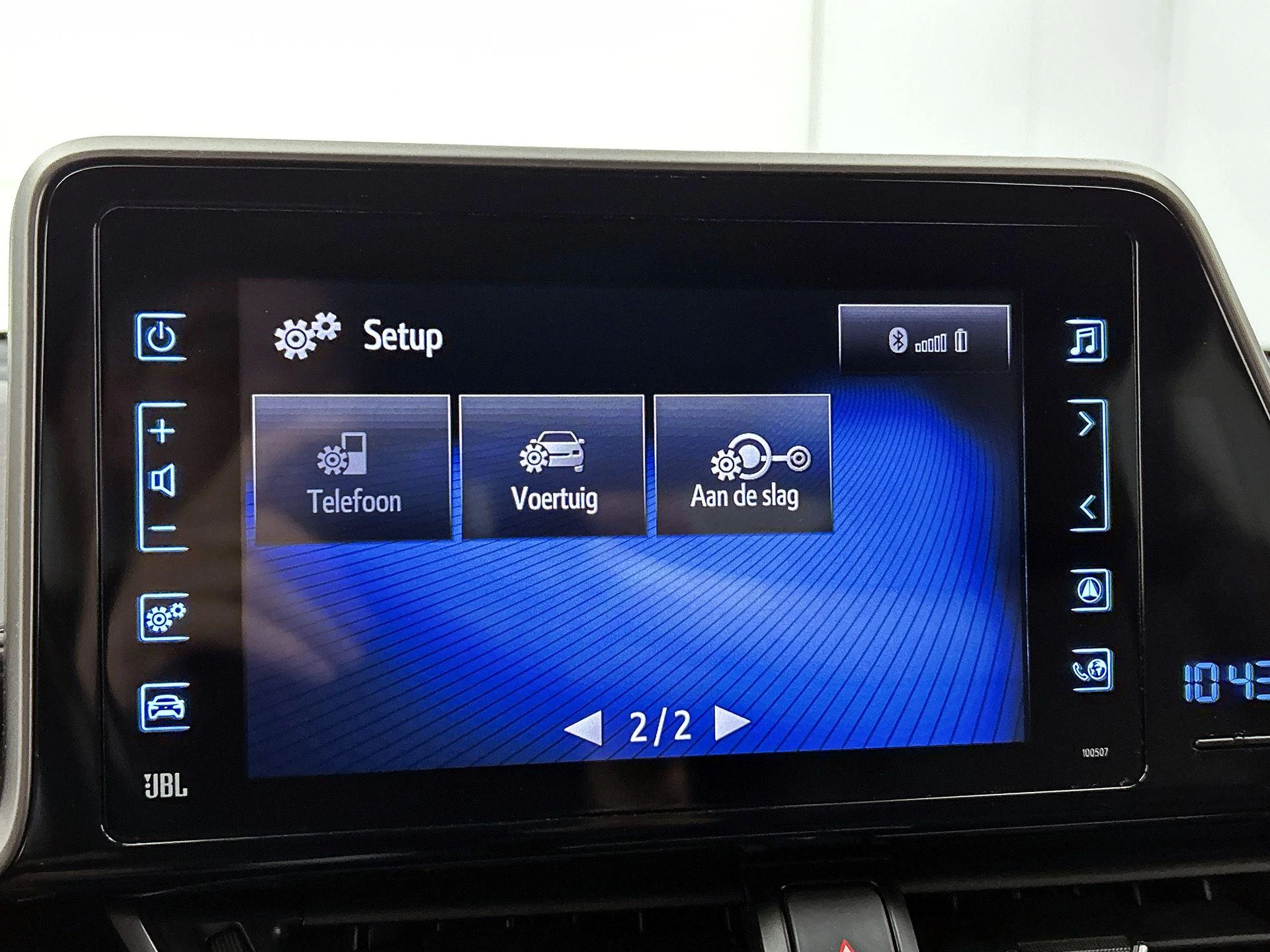 Toyota-C-HR-image-12