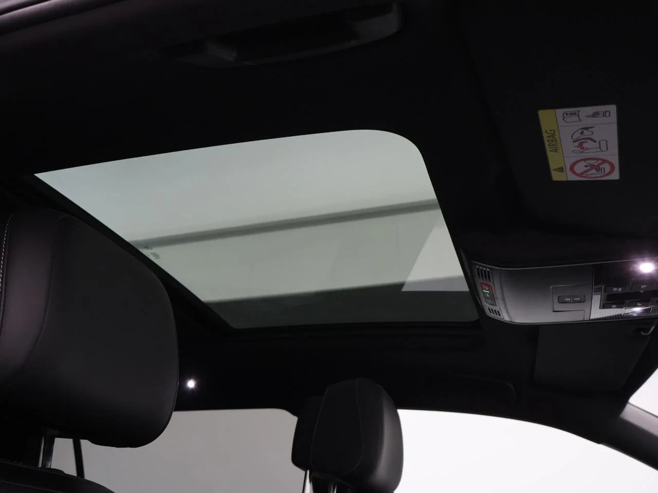Volkswagen-Tiguan Allspace-image-23