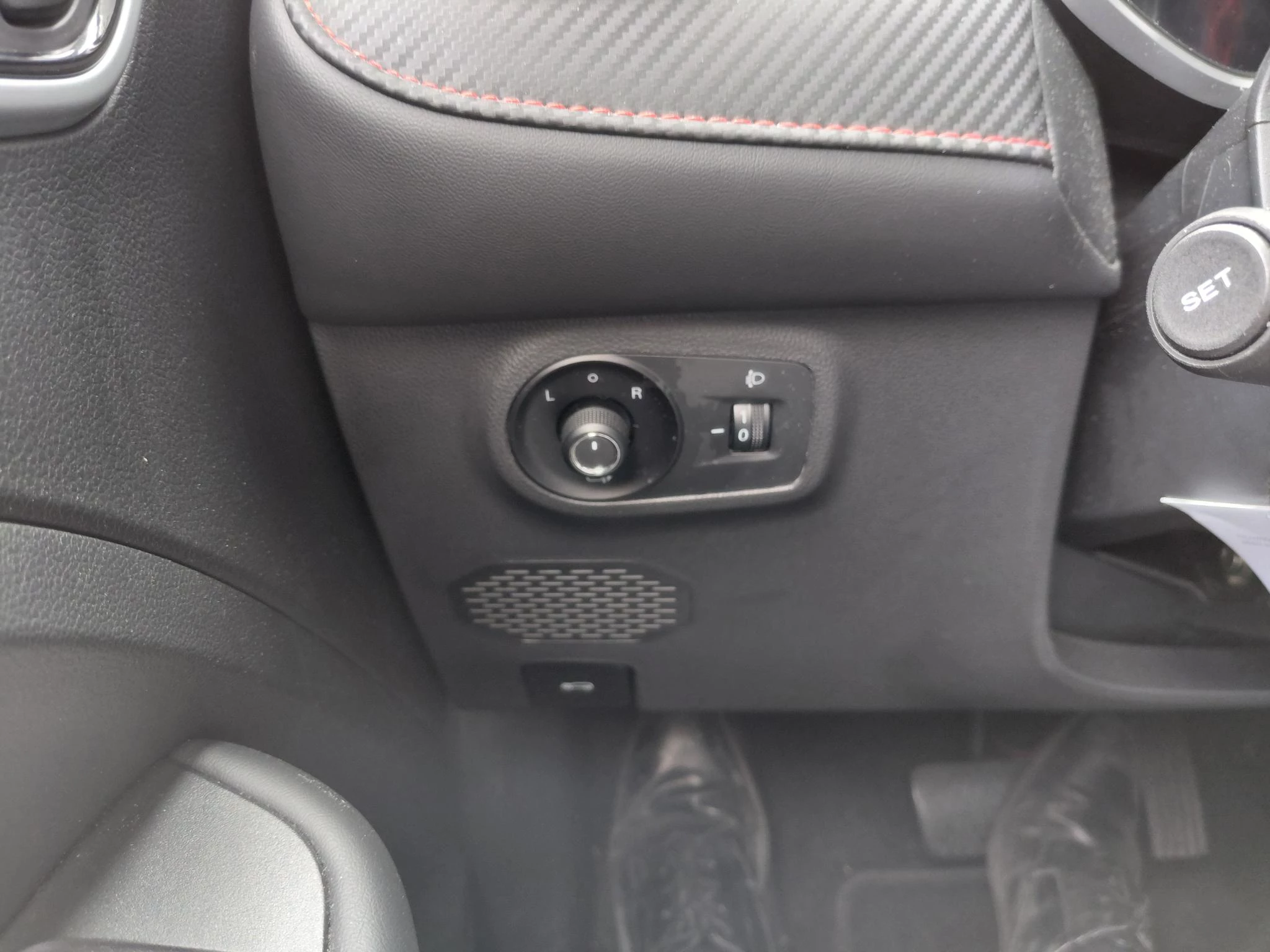 MG-ZS EV-image-17