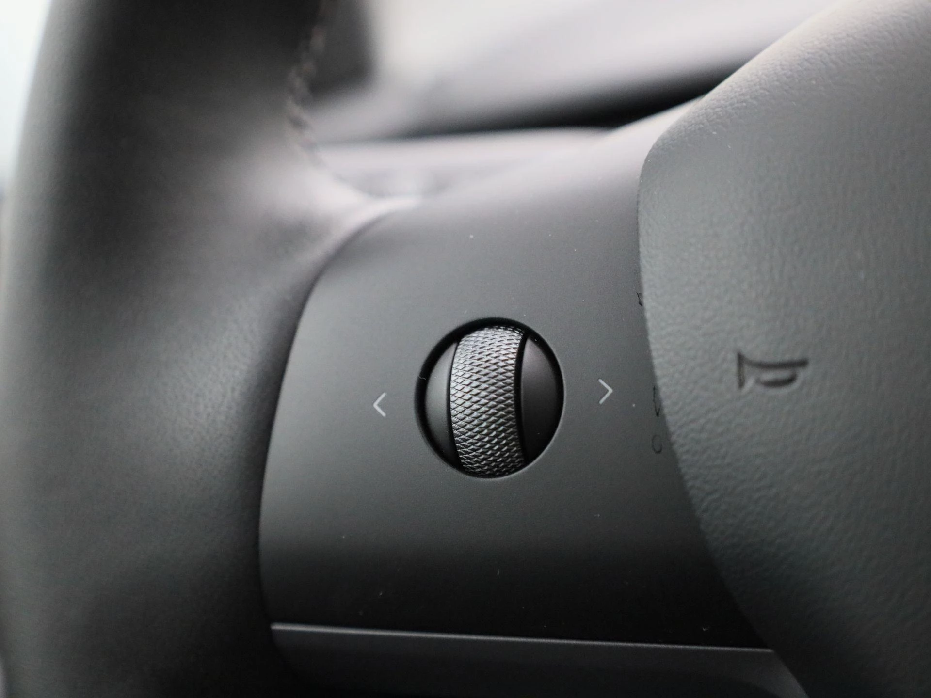 Tesla Model Y Long Range Dual Motor AWD