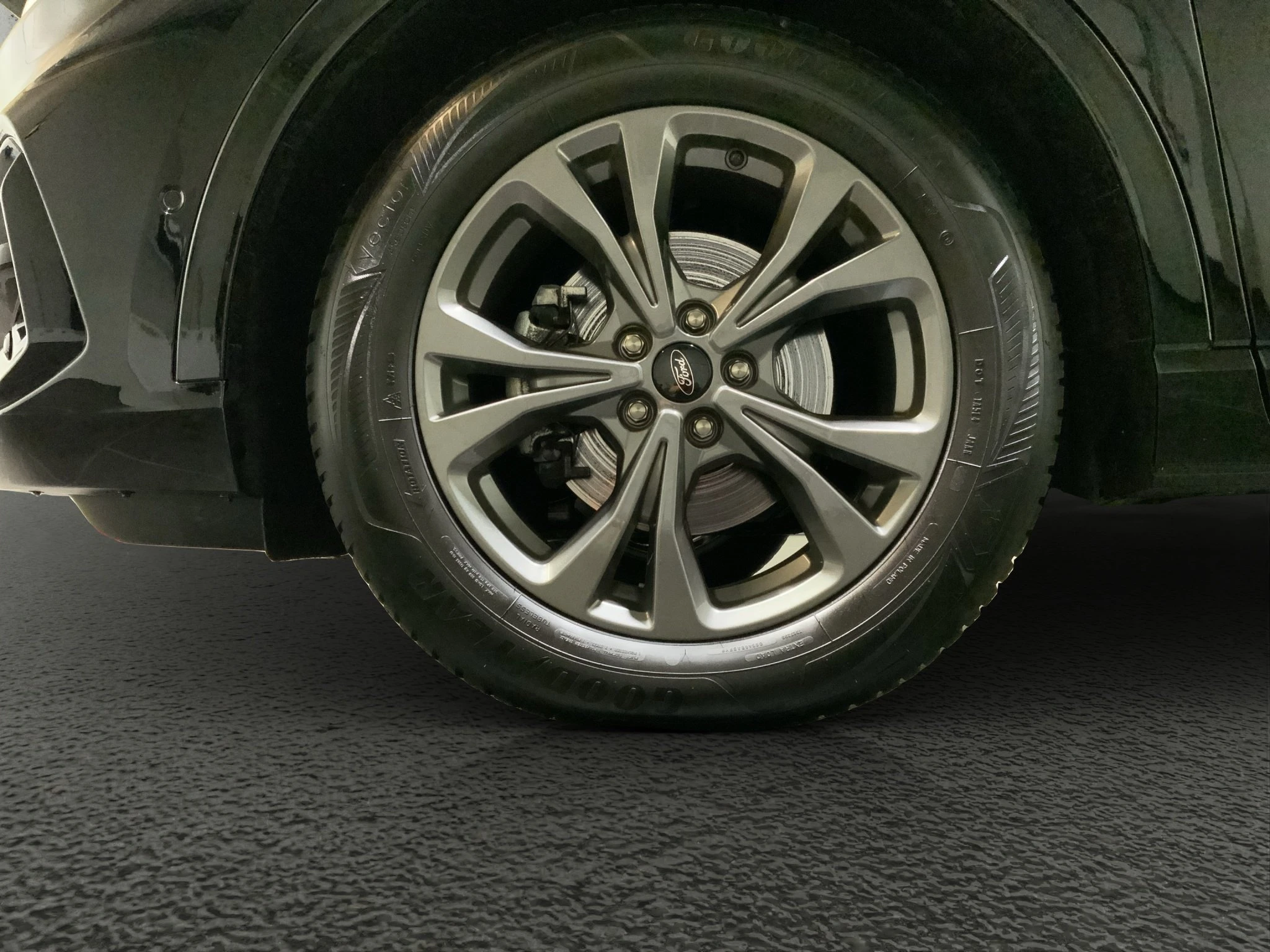 Ford-Kuga-image-8