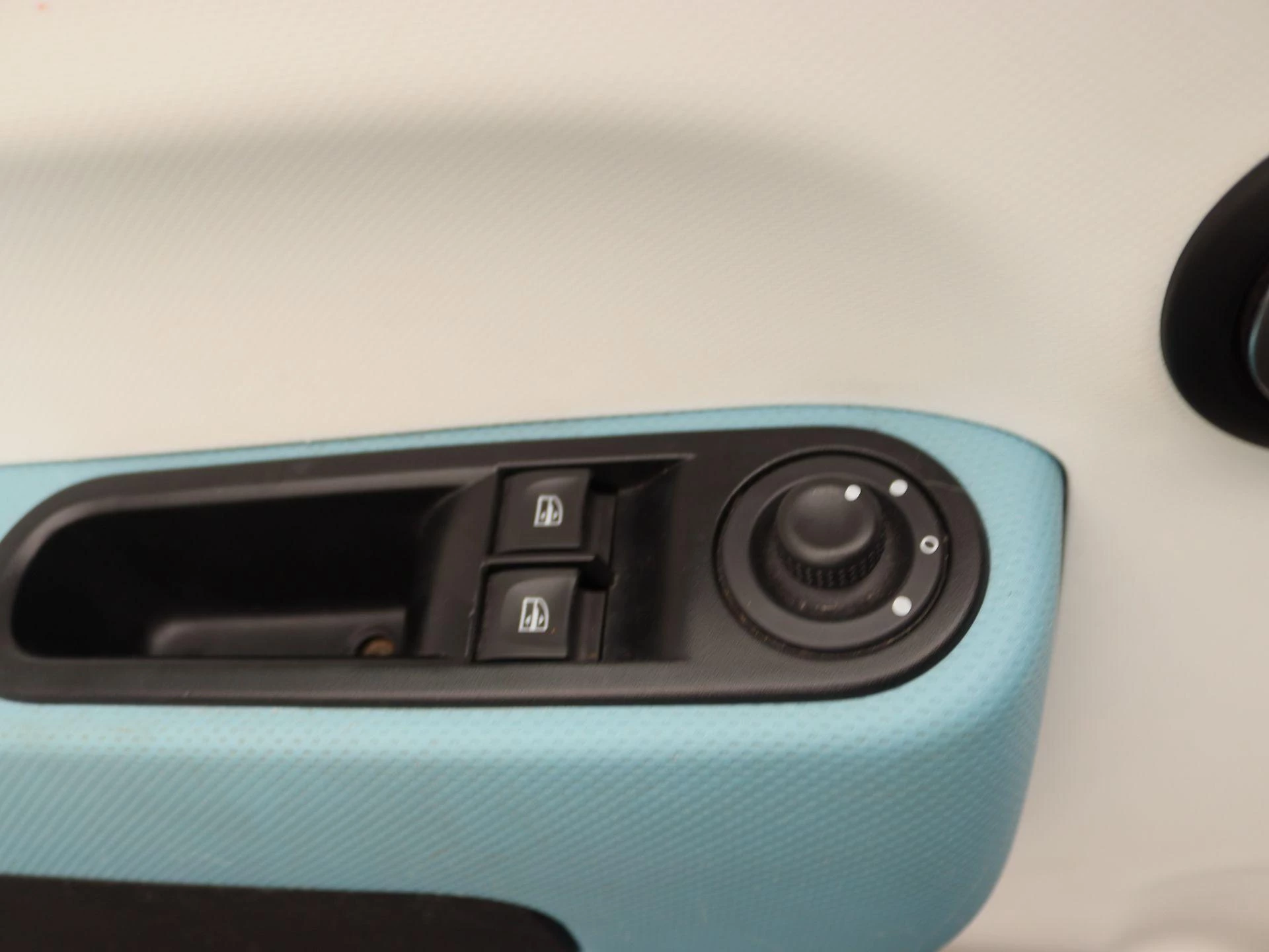 Renault-Twingo-image-19