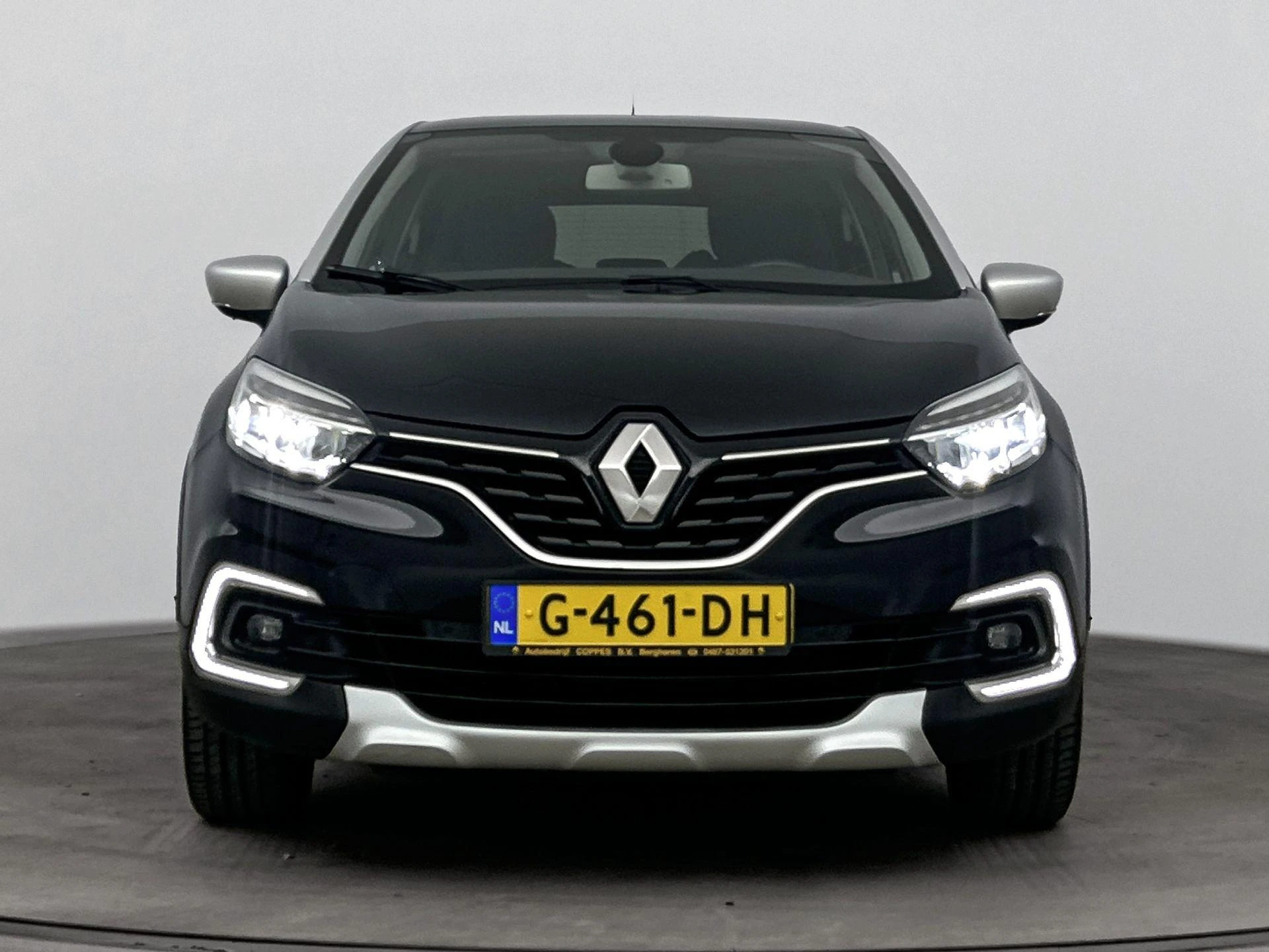 Renault-Captur-image-4