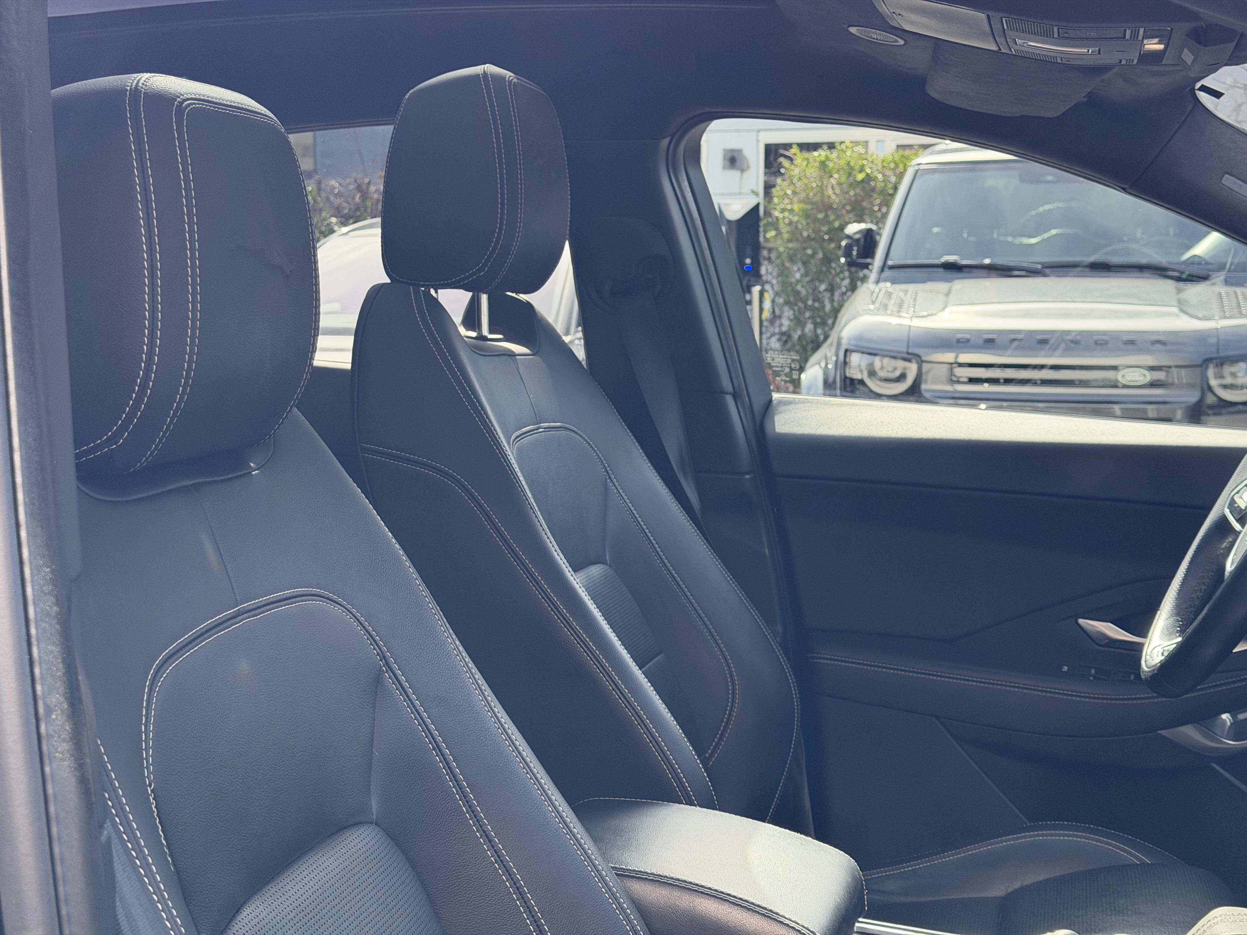 Jaguar E-PACE P300e R-Dynamic S AWD Auto. 21MY