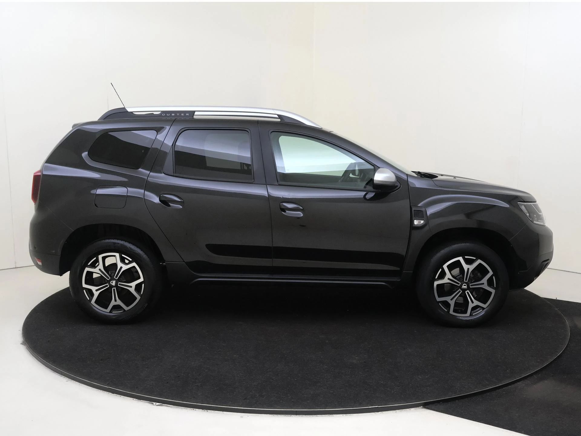 Dacia-Duster-image-7