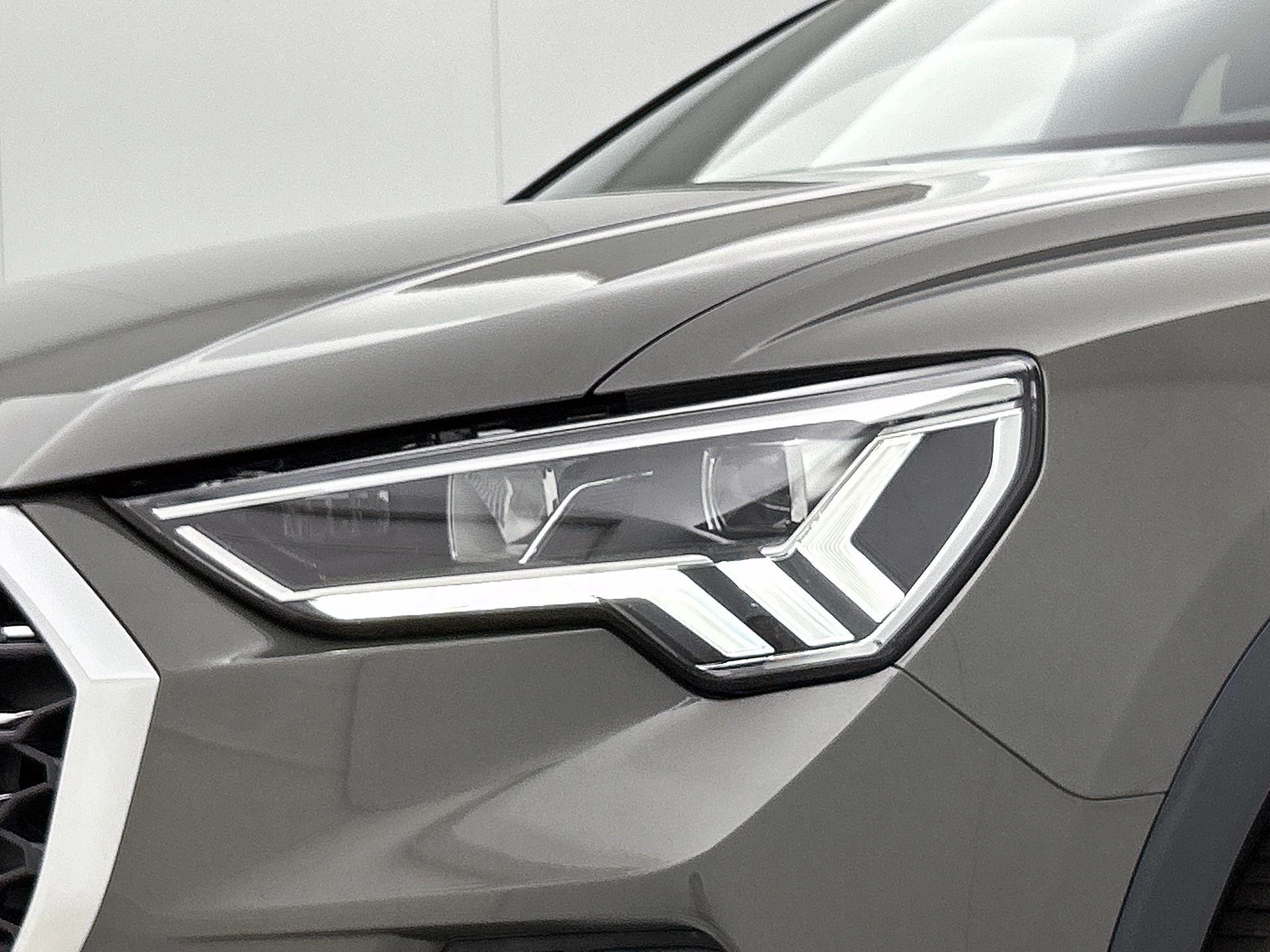 Audi-Q3-image-30