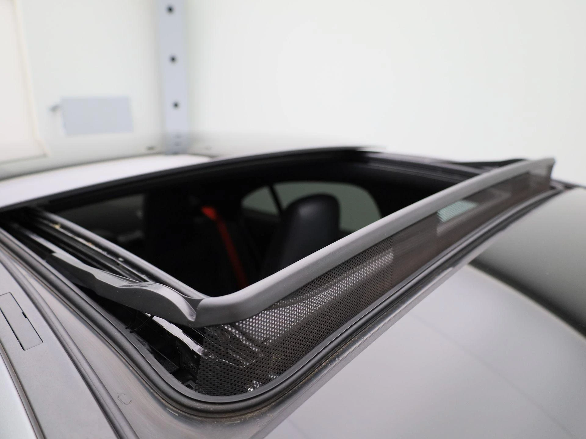 Mercedes-Benz-CLA-image-49
