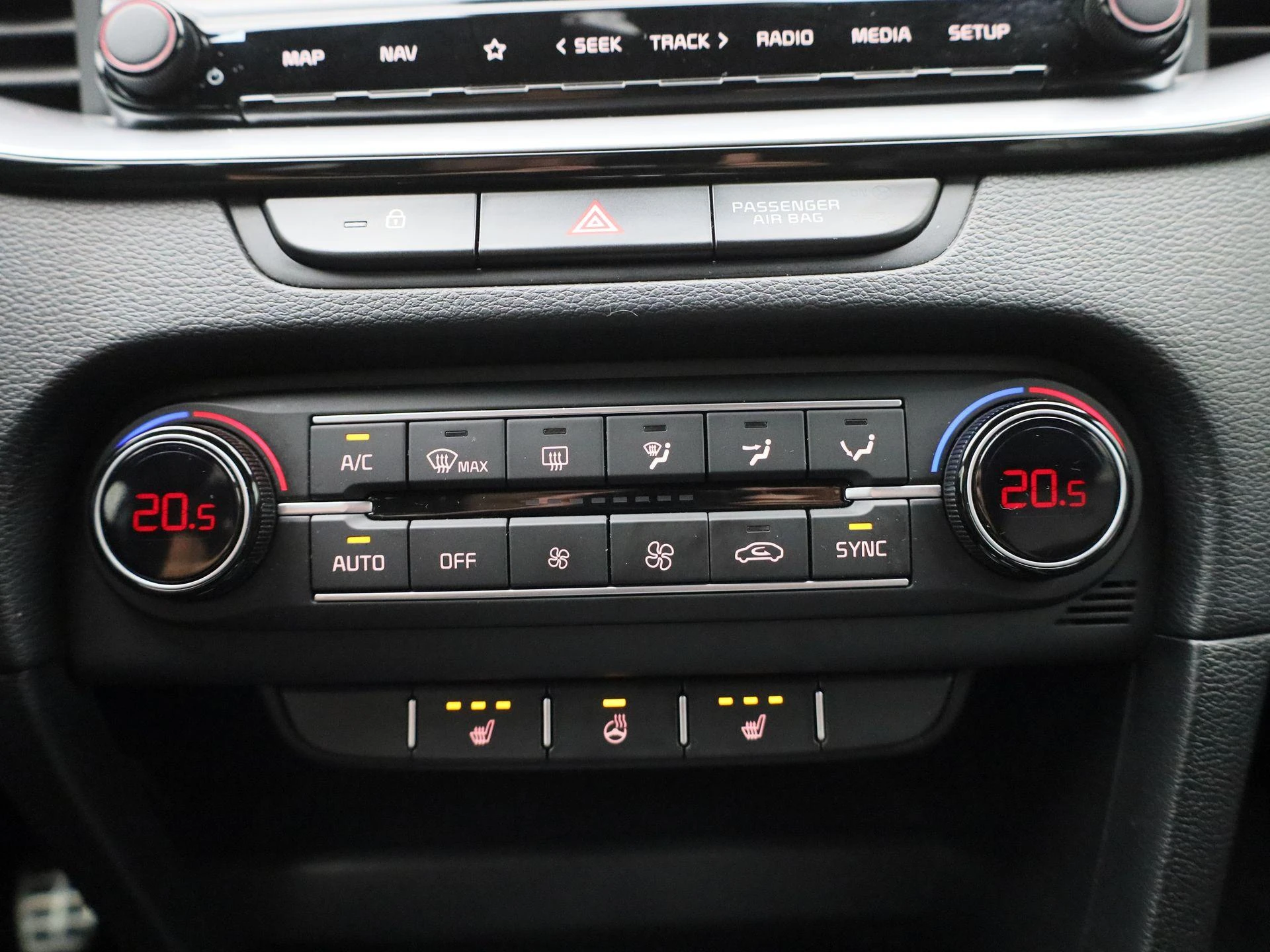 Kia-Ceed Sportswagon-image-16