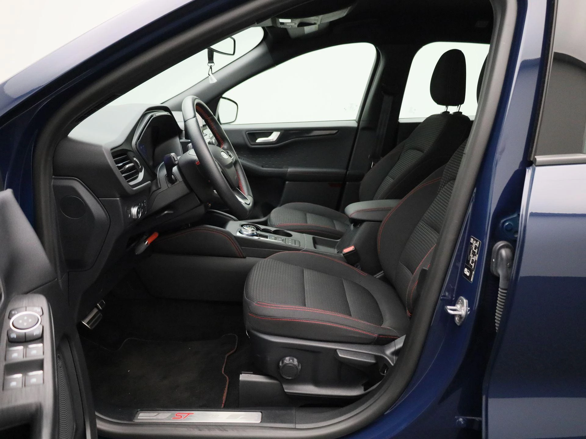 Ford-Kuga-image-8
