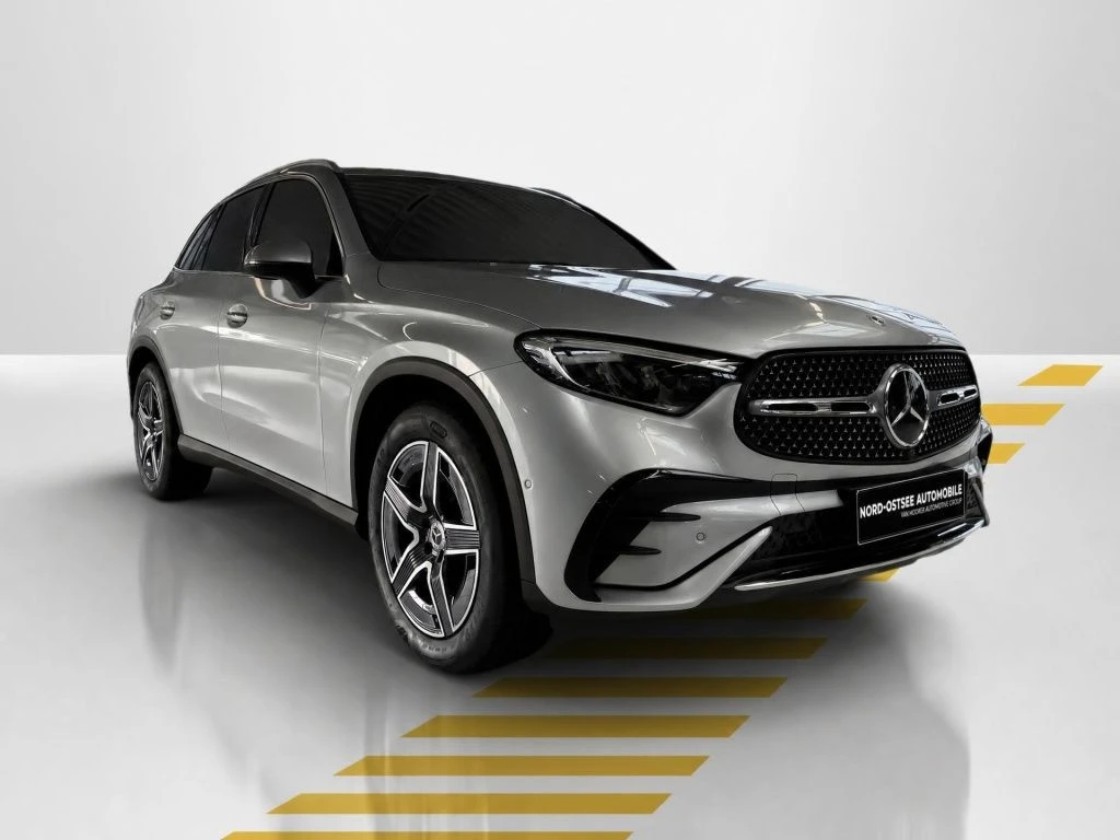 Mercedes-Benz-GLC 300 d-image-16