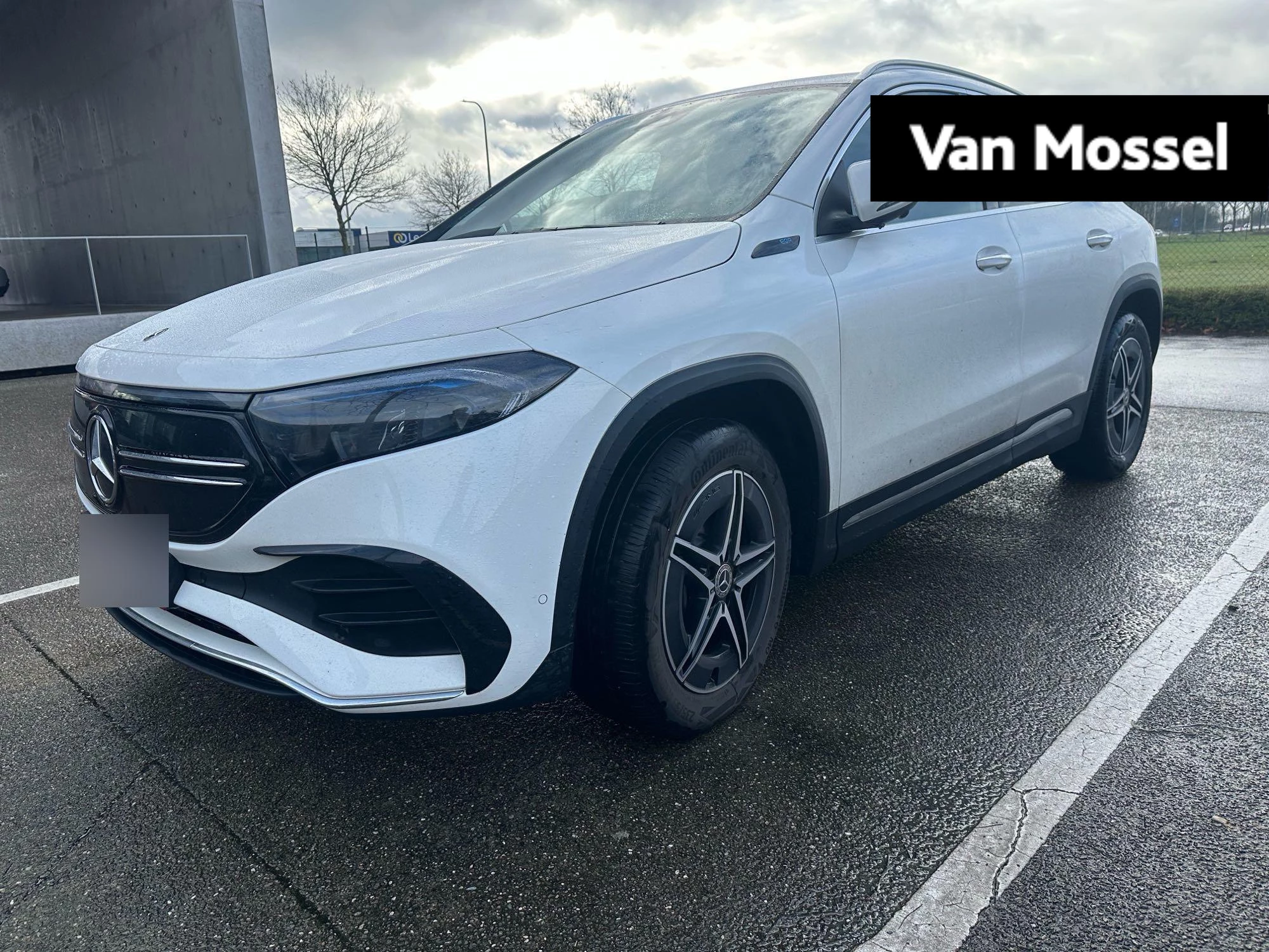 Mercedes-Benz-EQA-image-0