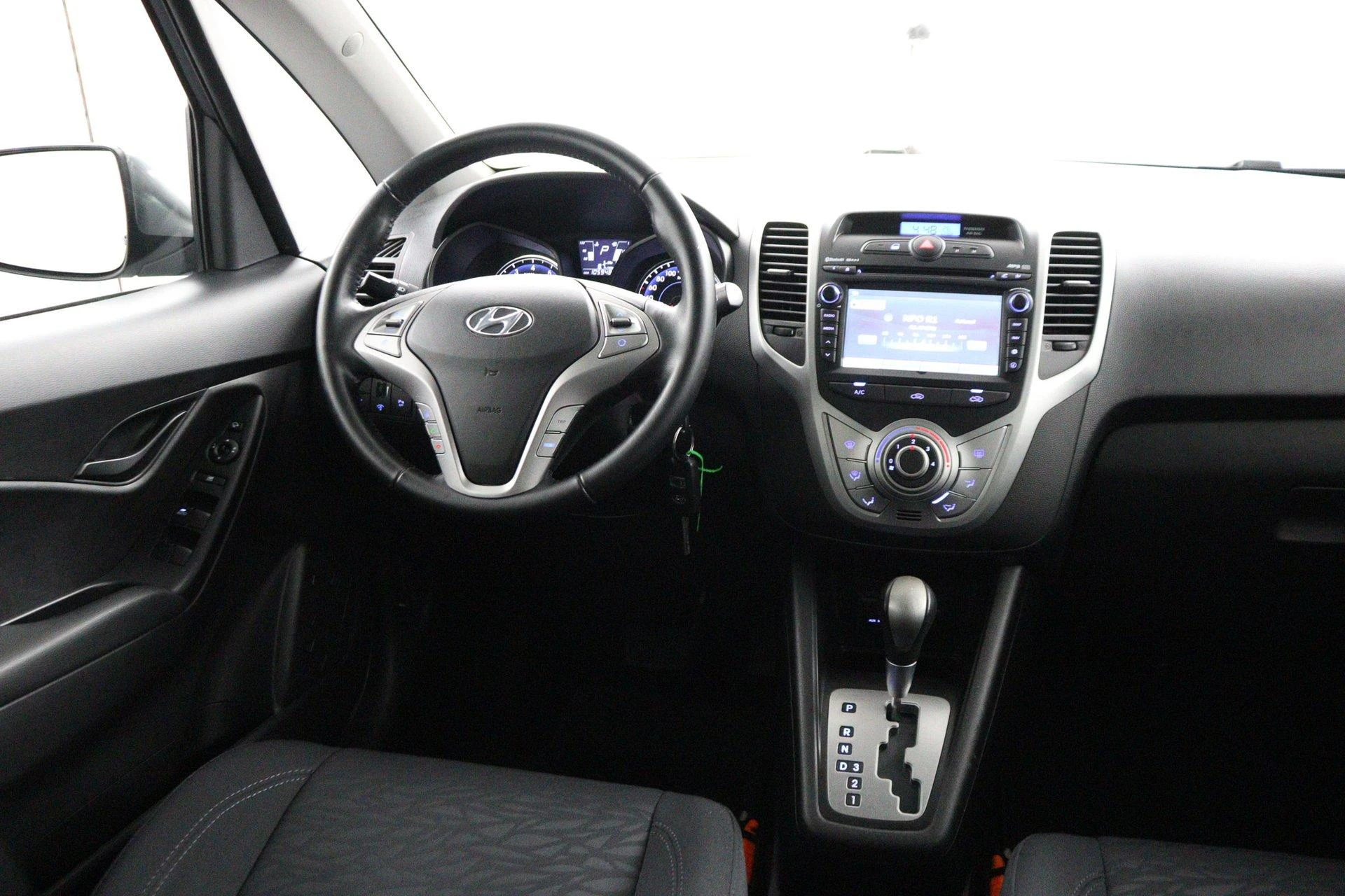 Hyundai-ix20-image-48