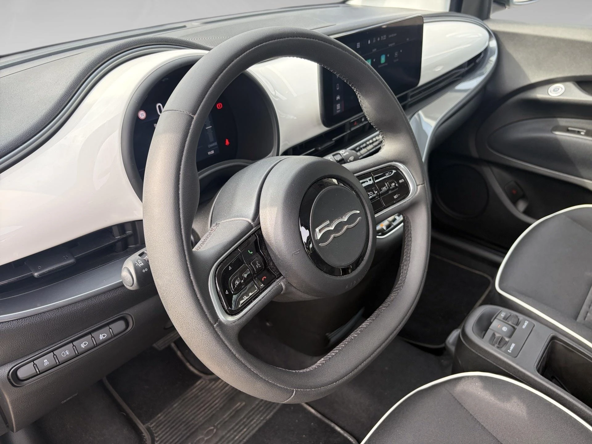 Fiat-500e-image-7