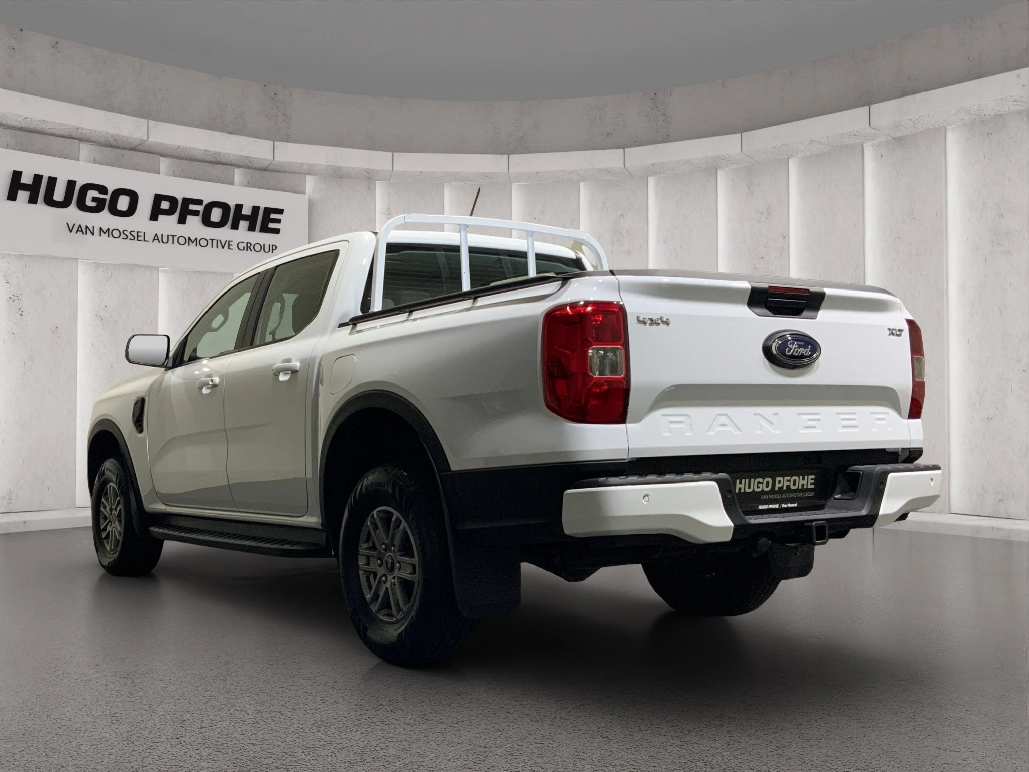 Ford Ranger XLT 2.0 EcoBlue 125kW DoKa 4x4 Pick-Up. 4-türig