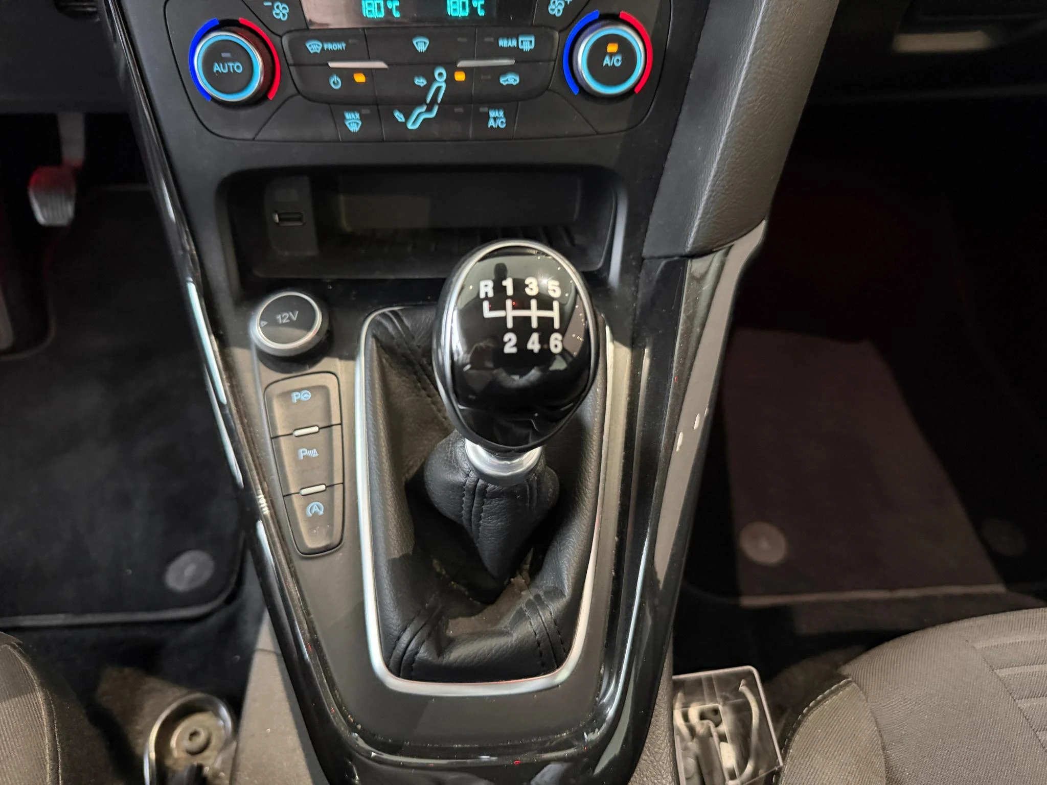 Ford-Focus-image-16