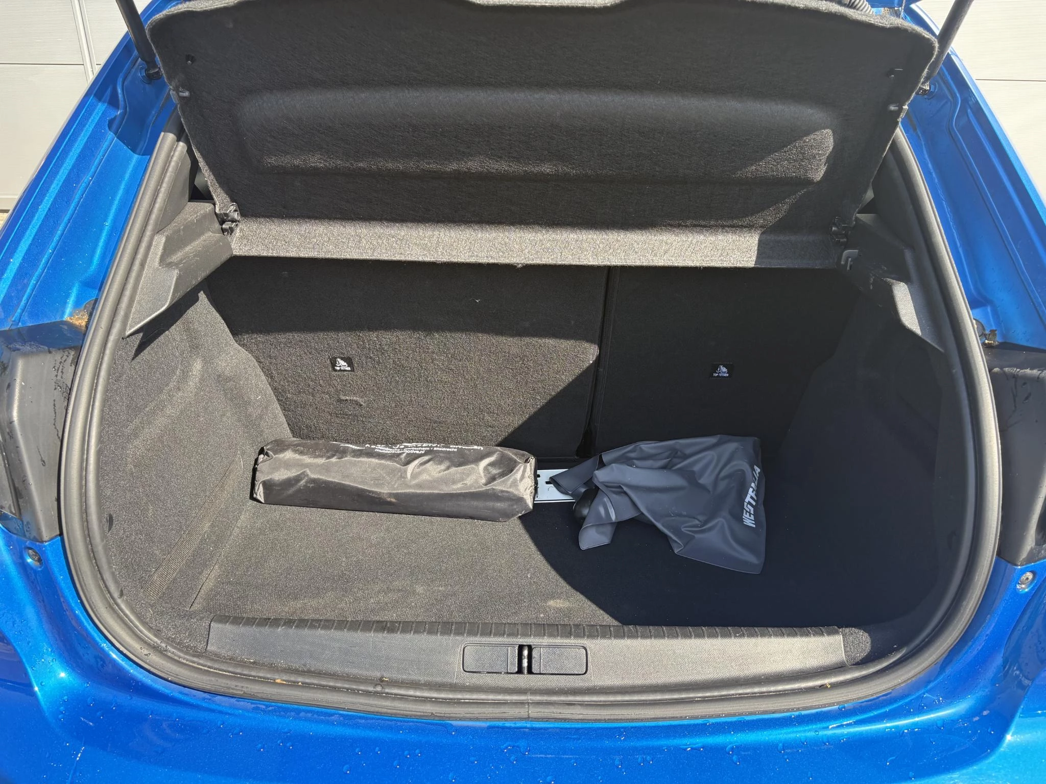 Peugeot-208-image-25
