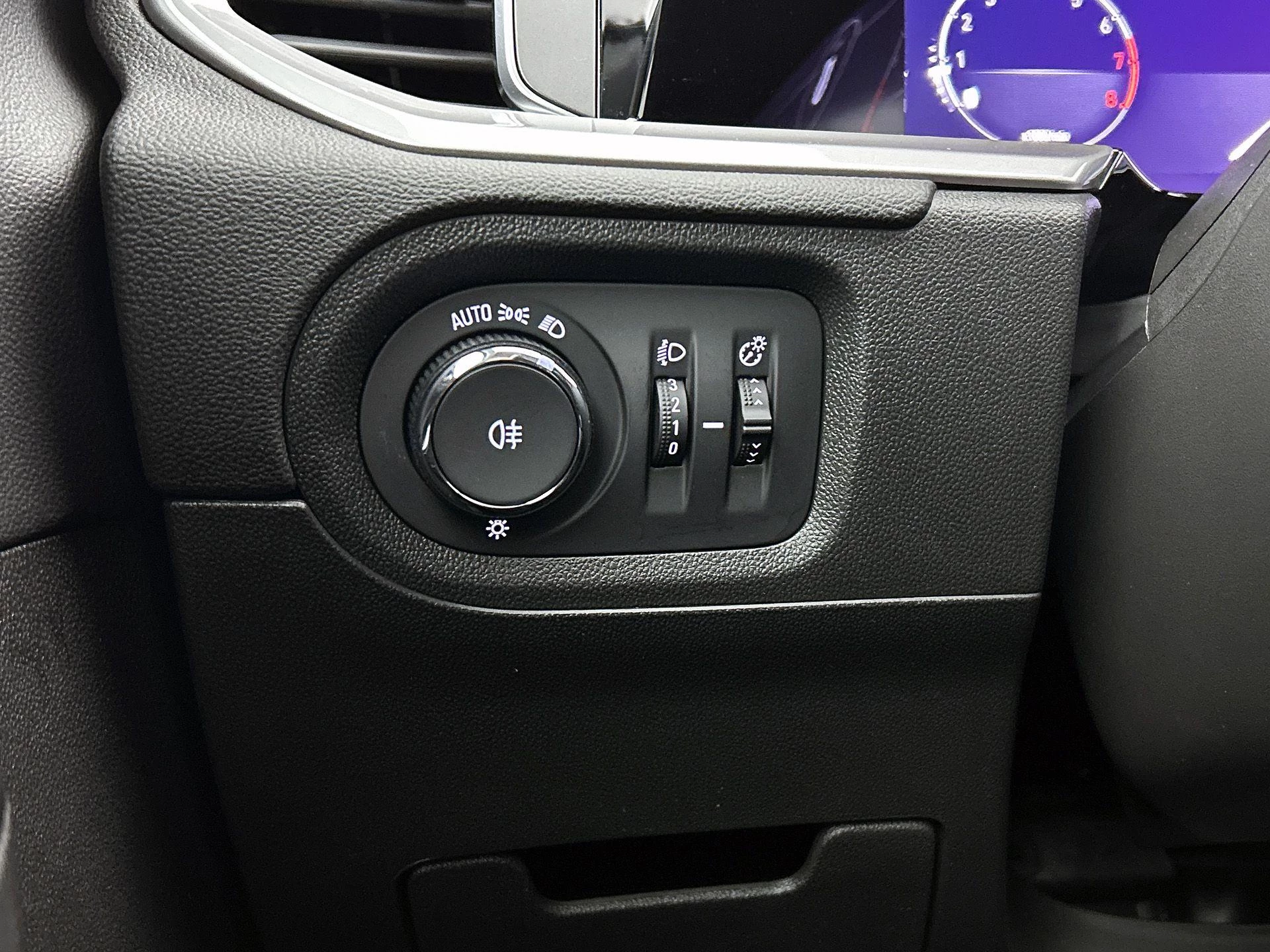 Opel-Grandland-image-23