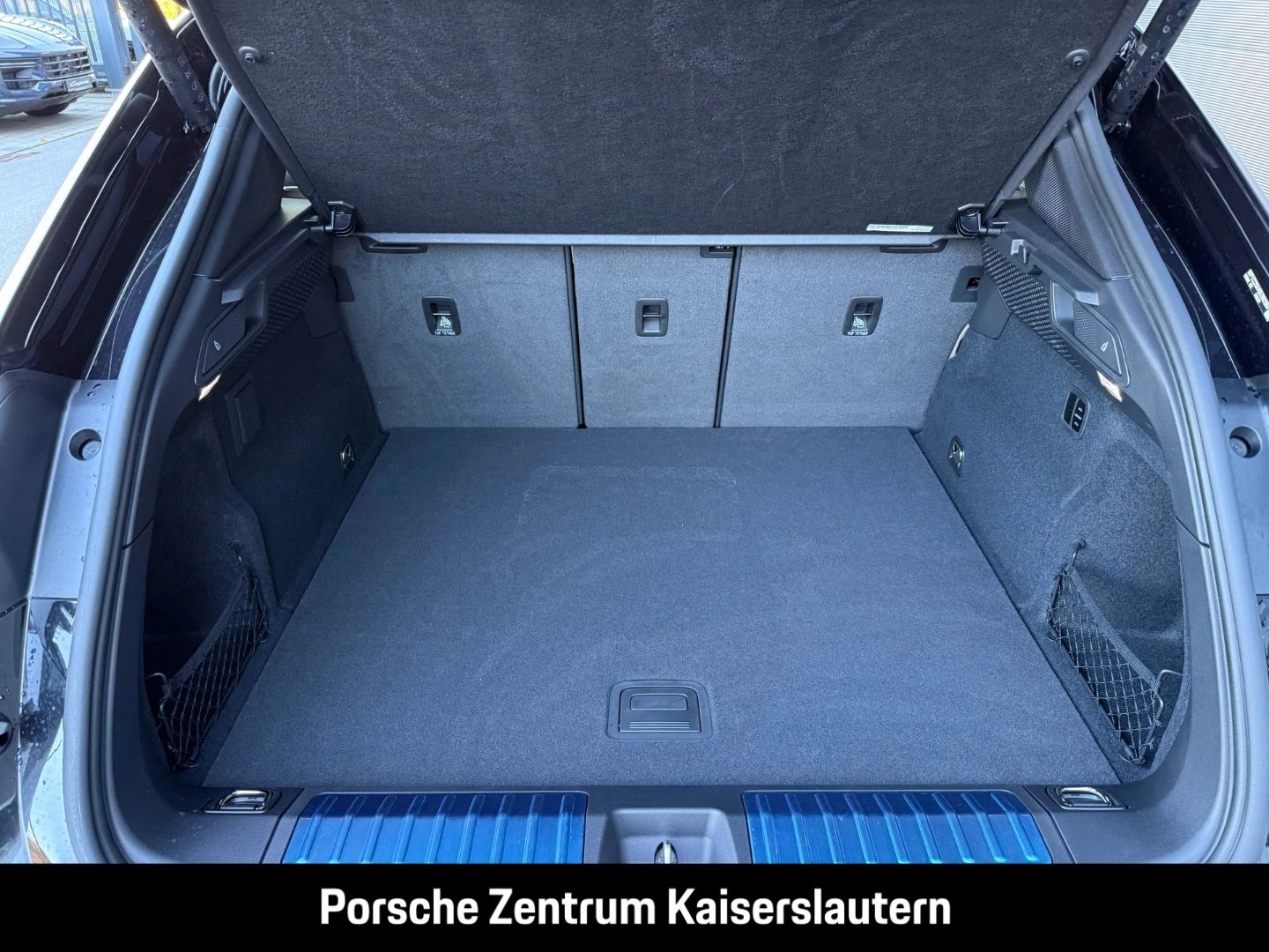 Porsche Macan Hinterachslenkung BOSE Luftfederung 21-Zol -
