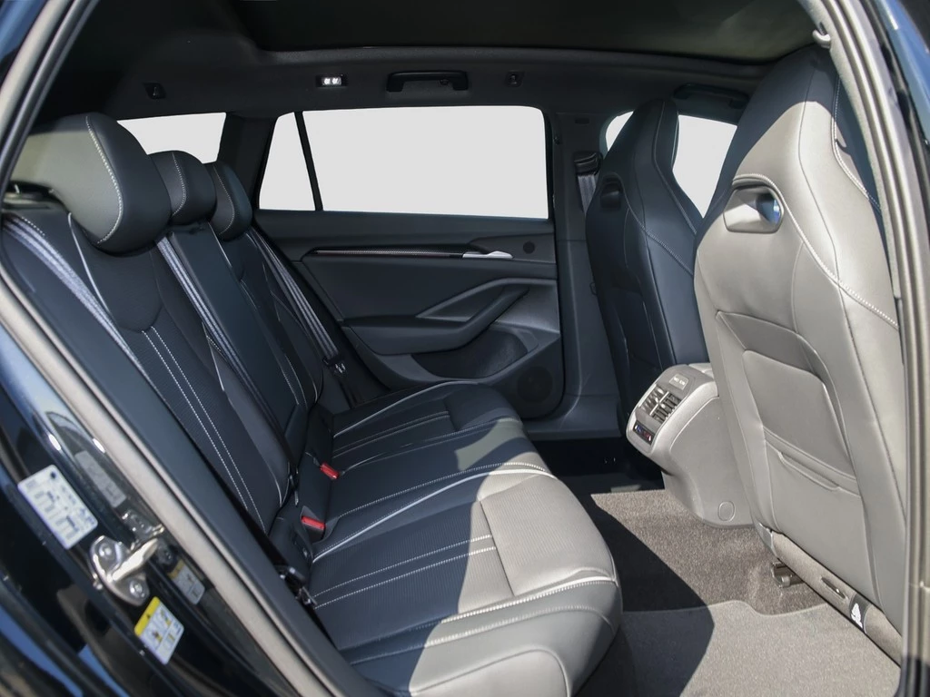 Škoda Superb Combi 2.0 TSI 4x4 Sportline