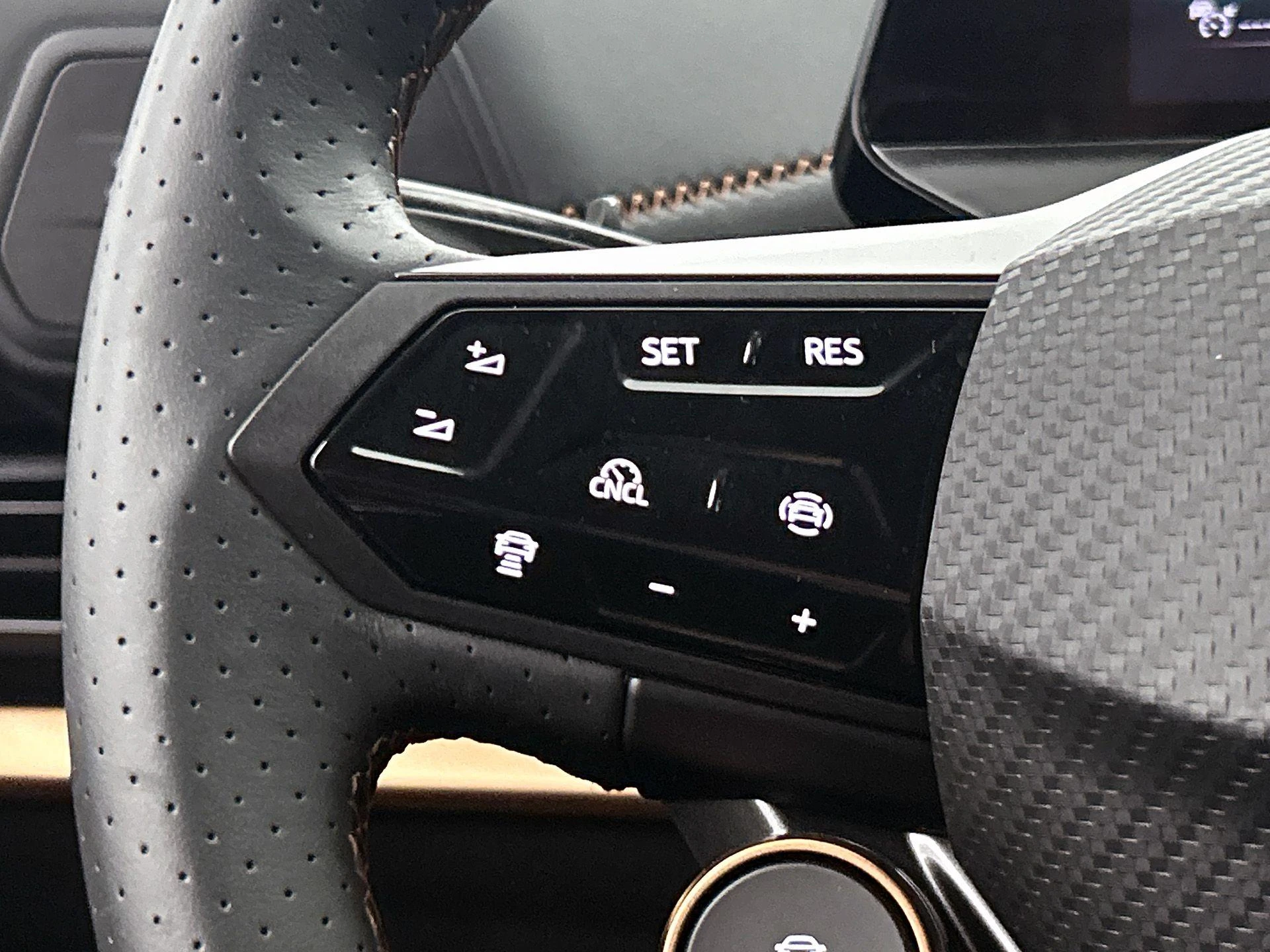 CUPRA-Born-image-5