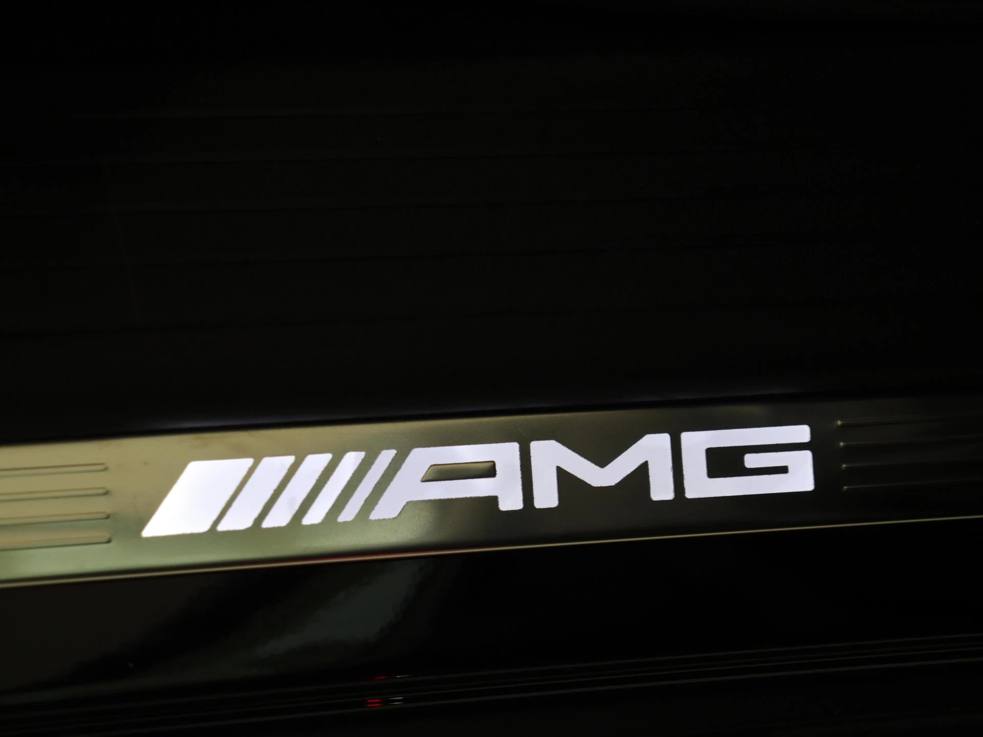 Mercedes-Benz-GLE-image-12