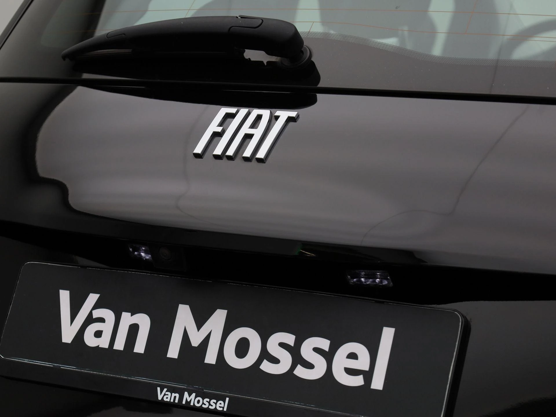 Fiat-500e-image-40