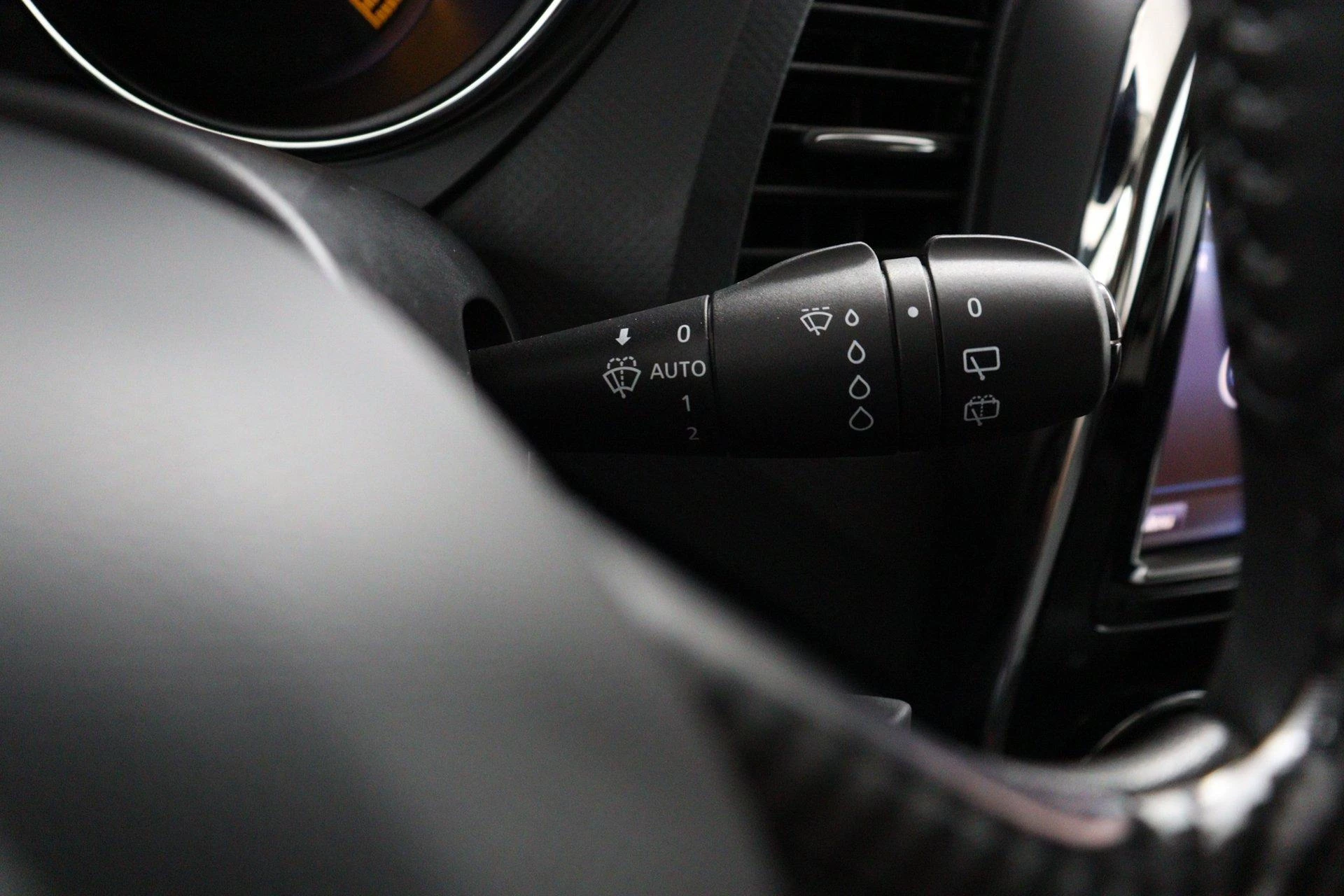 Renault-Captur-image-23