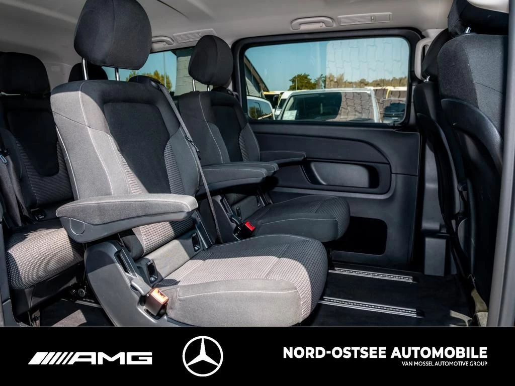 Mercedes-Benz V-Klasse 300 MBUX AHK LED 2x SCHIEBETÜR KAMERA TEMPOMAT