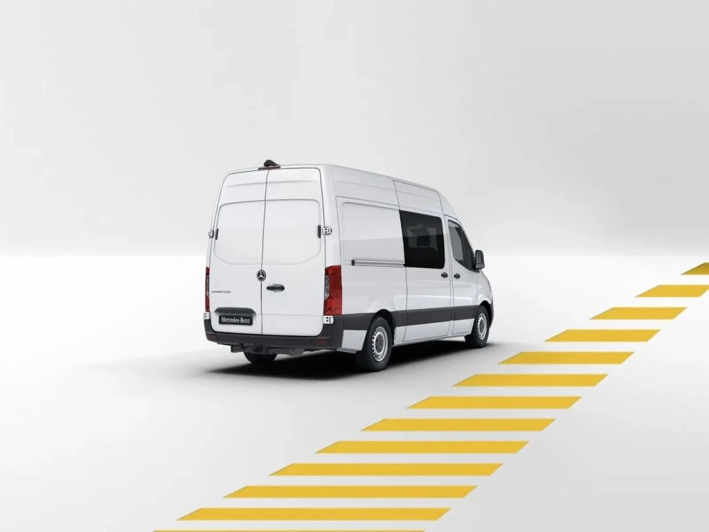 Mercedes-Benz-Sprinter 319-image-6