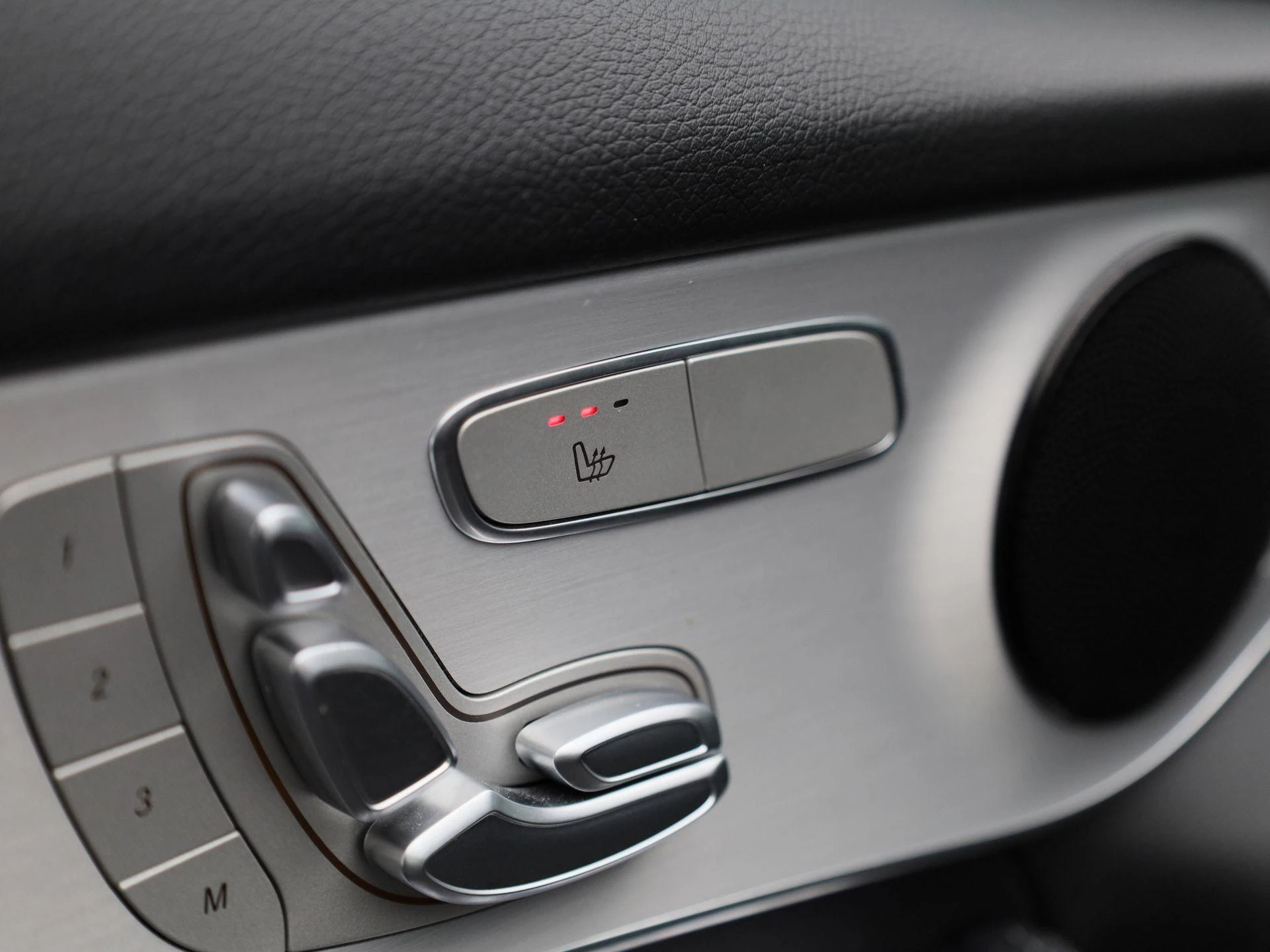 Mercedes-Benz-GLC-image-31