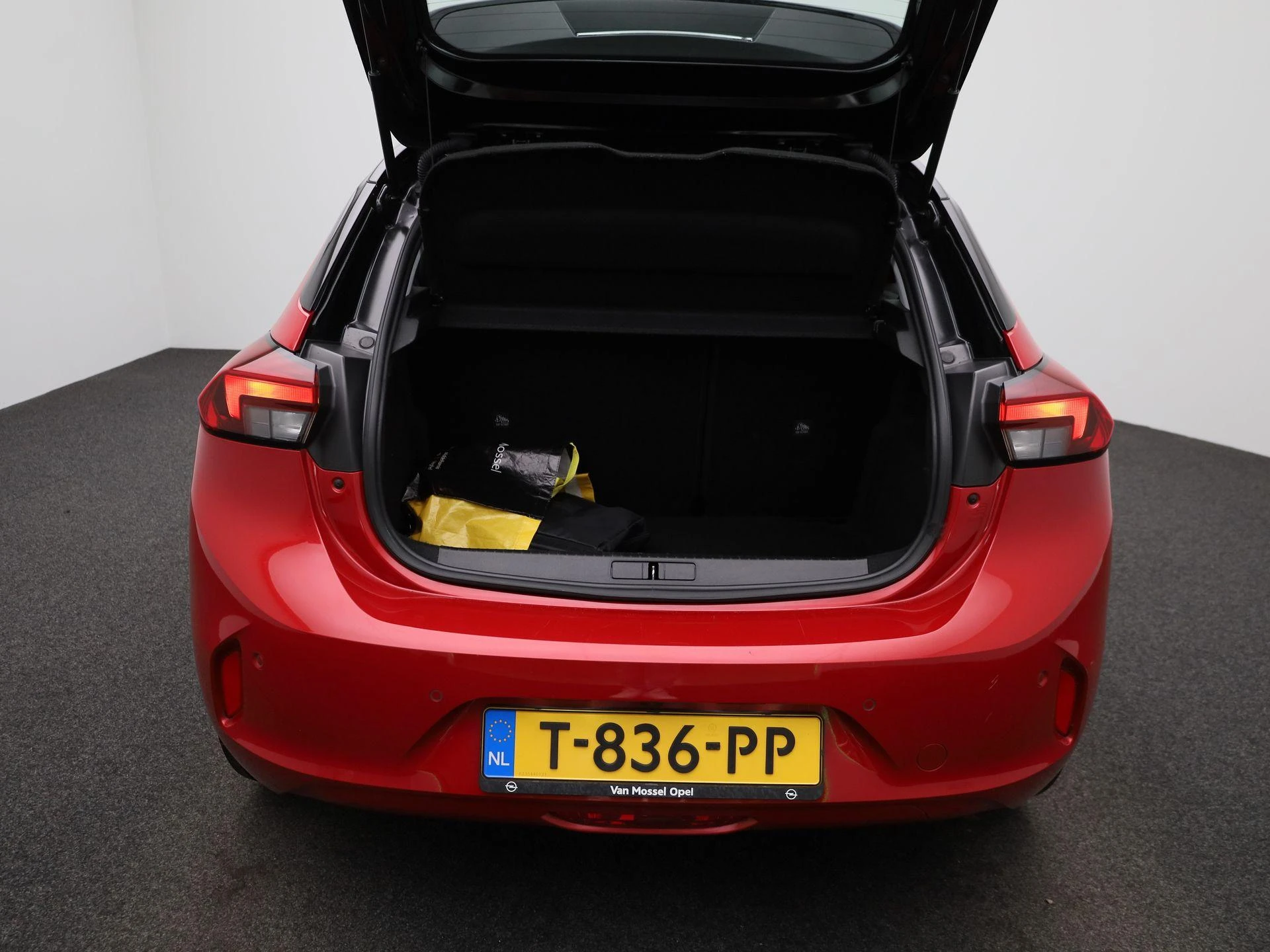 Opel-Corsa-e-image-12